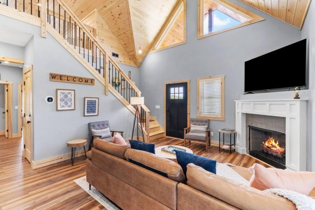 Three-Bedroom Villa photo 1