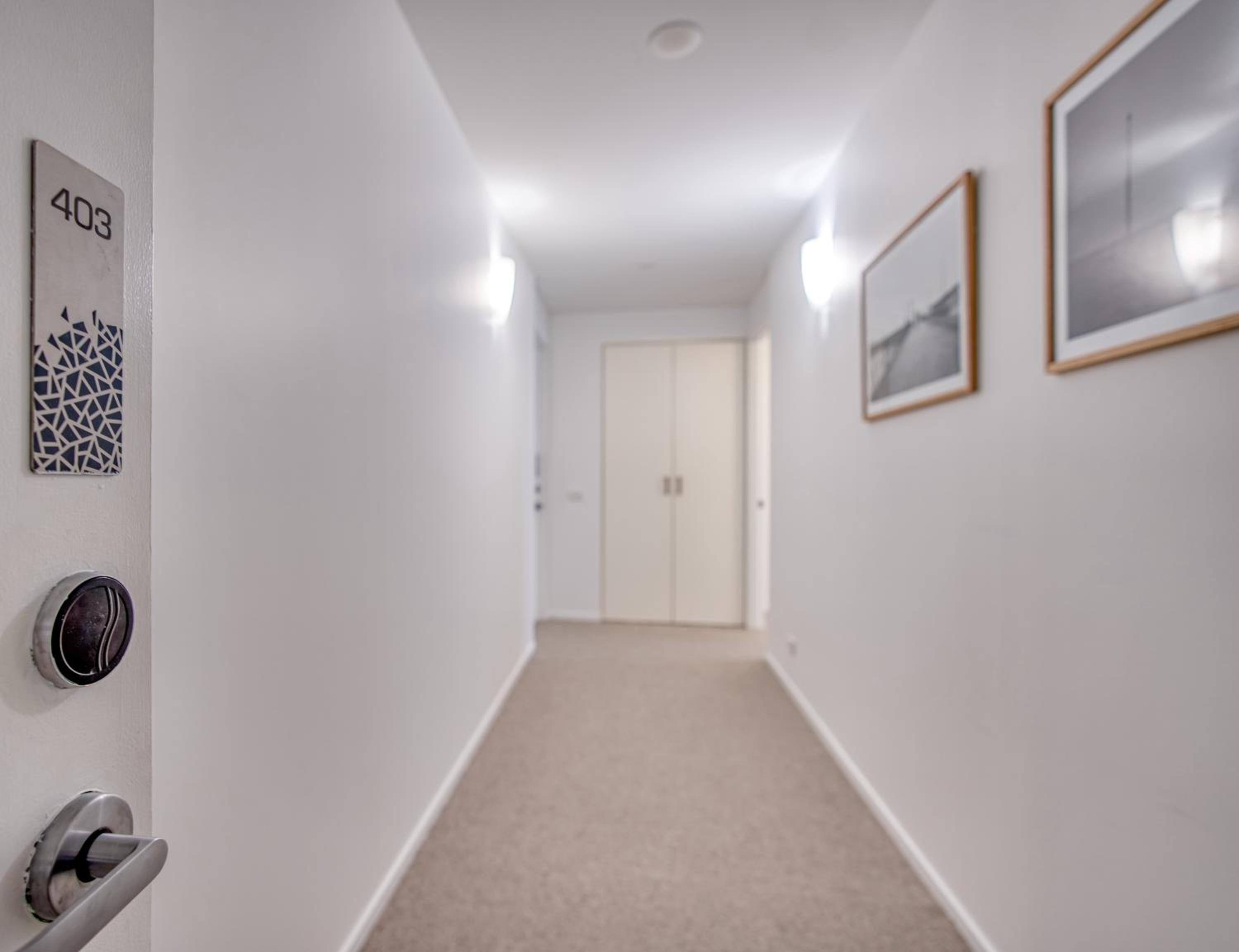 2 Bedroom Dual Key Apartment photo 2