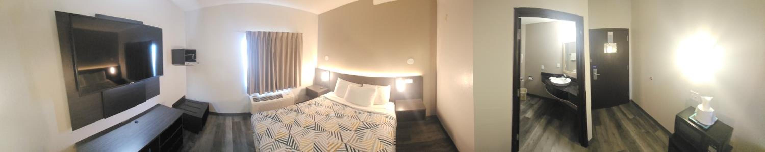 Queen Room - Non-Smoking - Photo 6