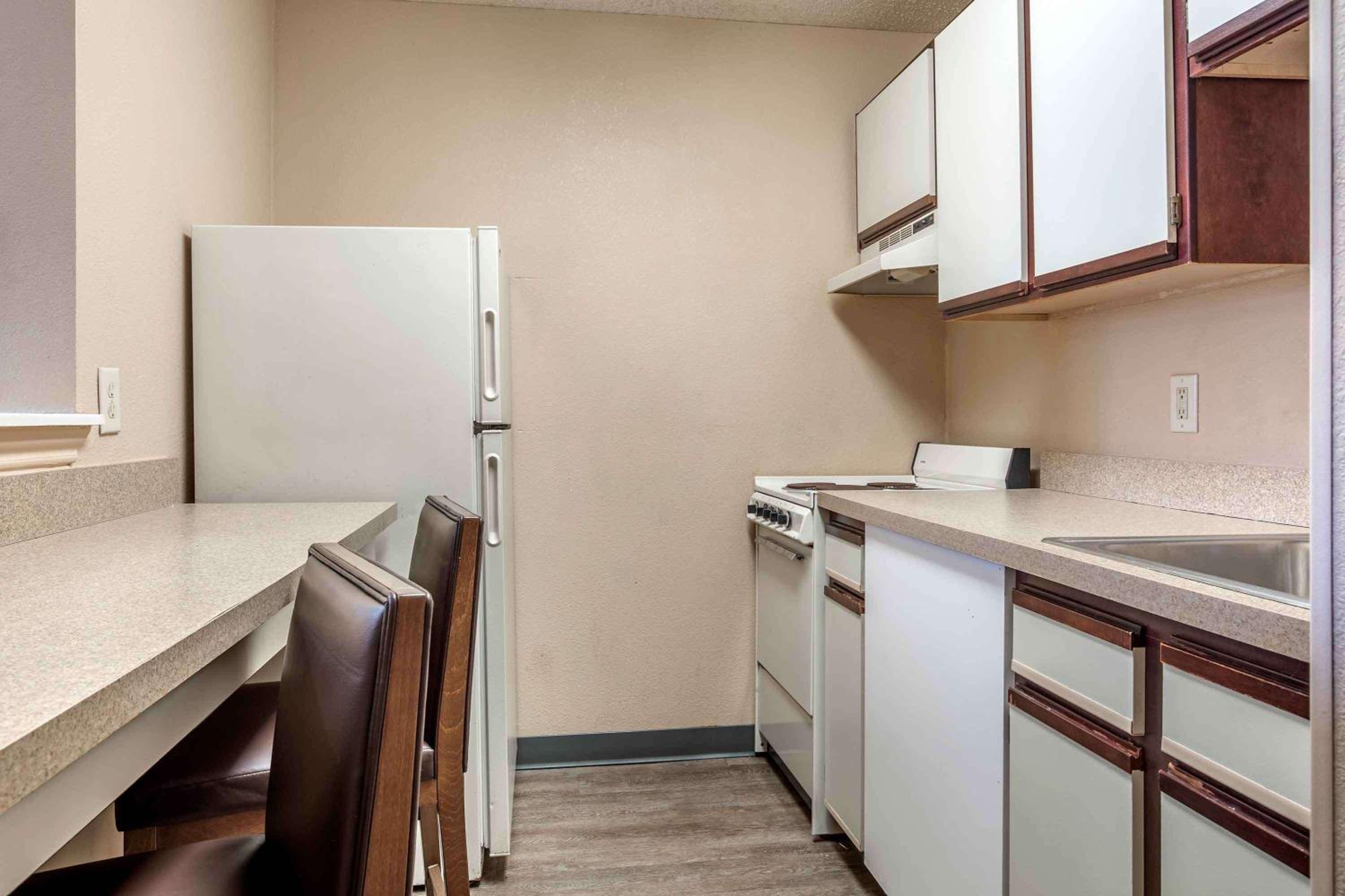 Deluxe Studio with 2 Double Beds - Non-Smoking - Photo 5