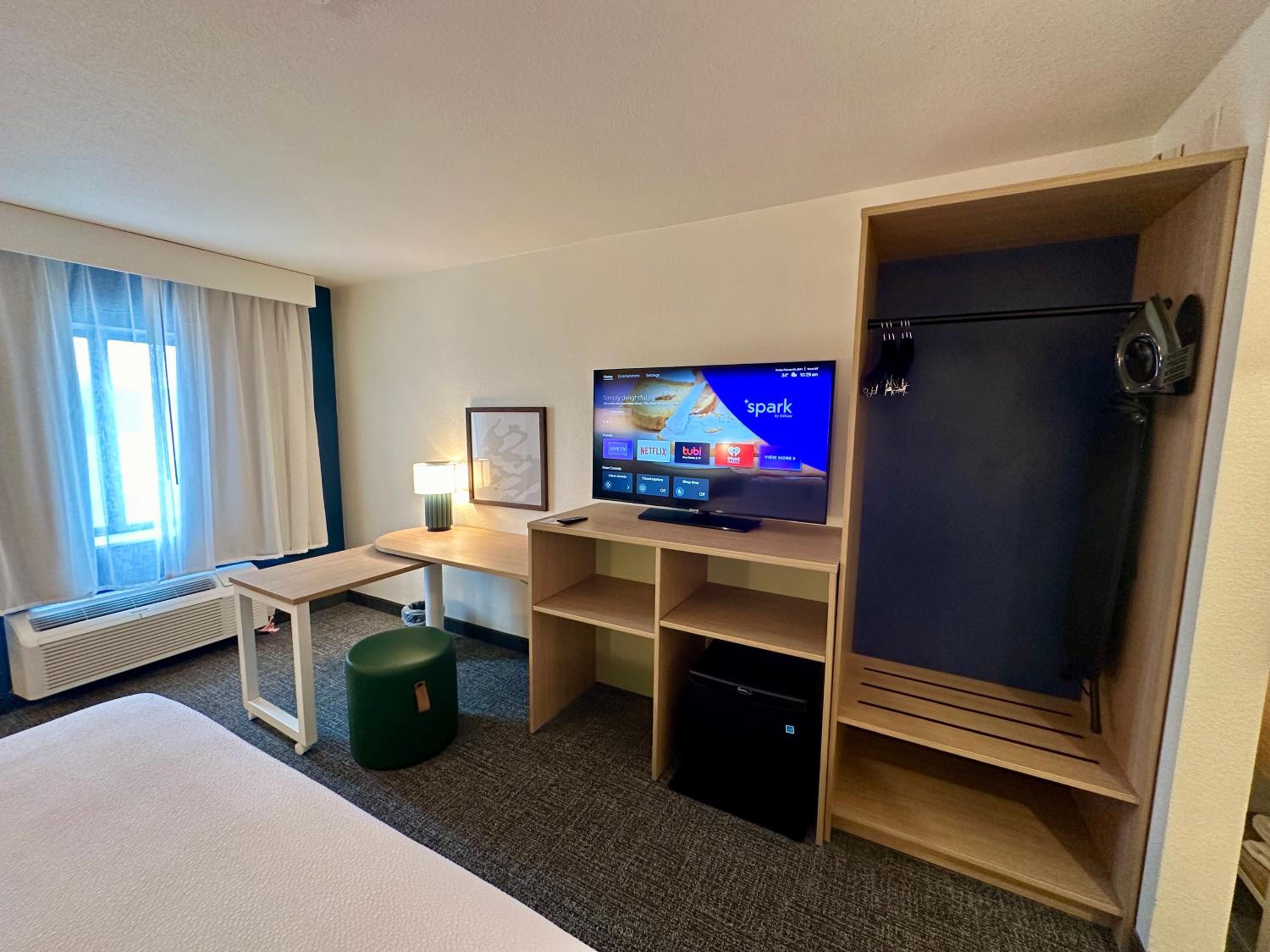 King Room - Hearing Access - Photo 2