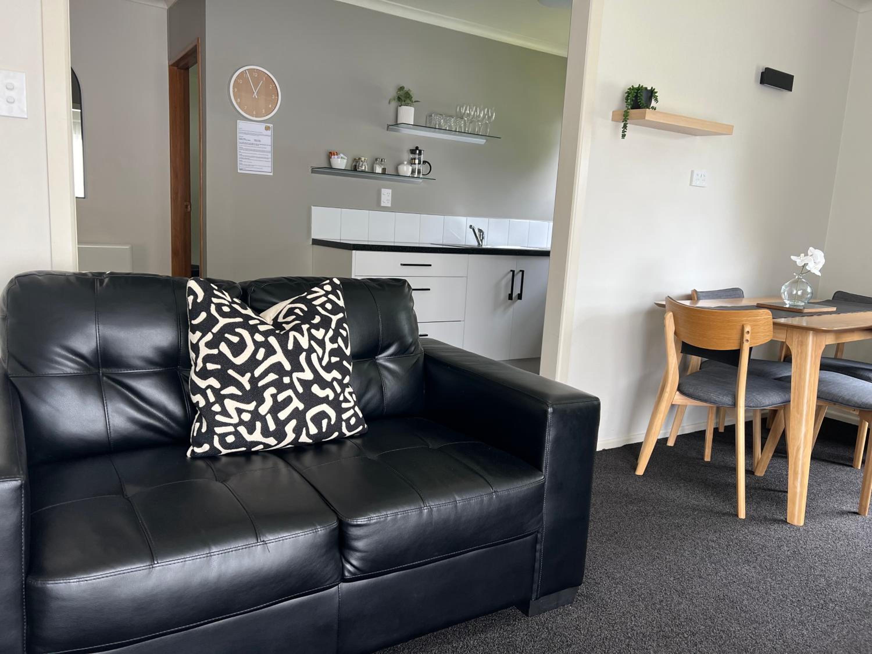 Two-Bedroom Apartment - Photo 23