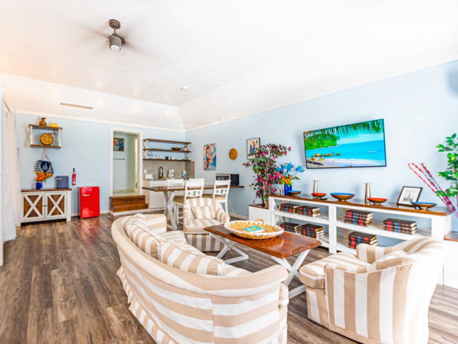 Studio Apartment with Sea View photo 2