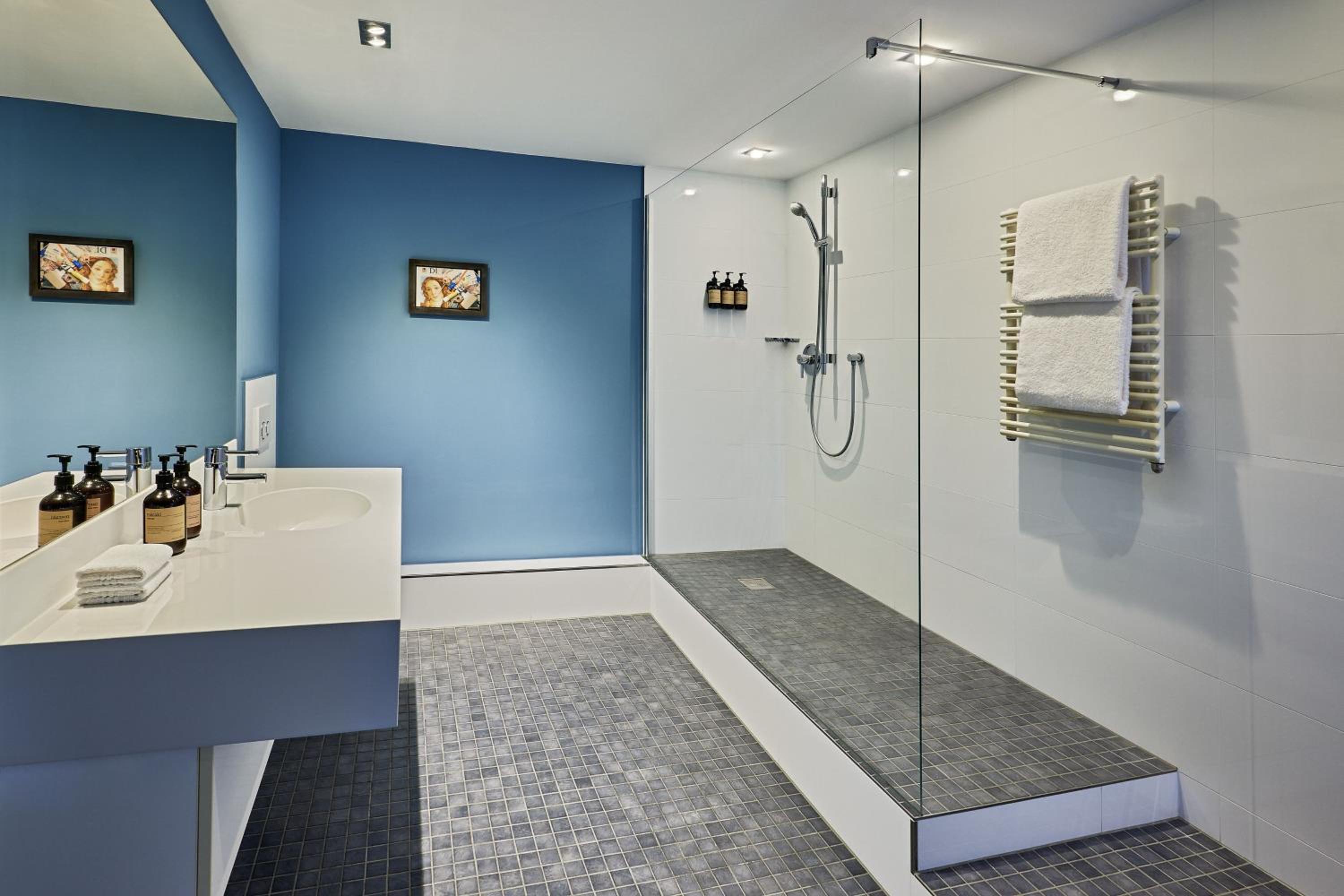Executive King Room with City View