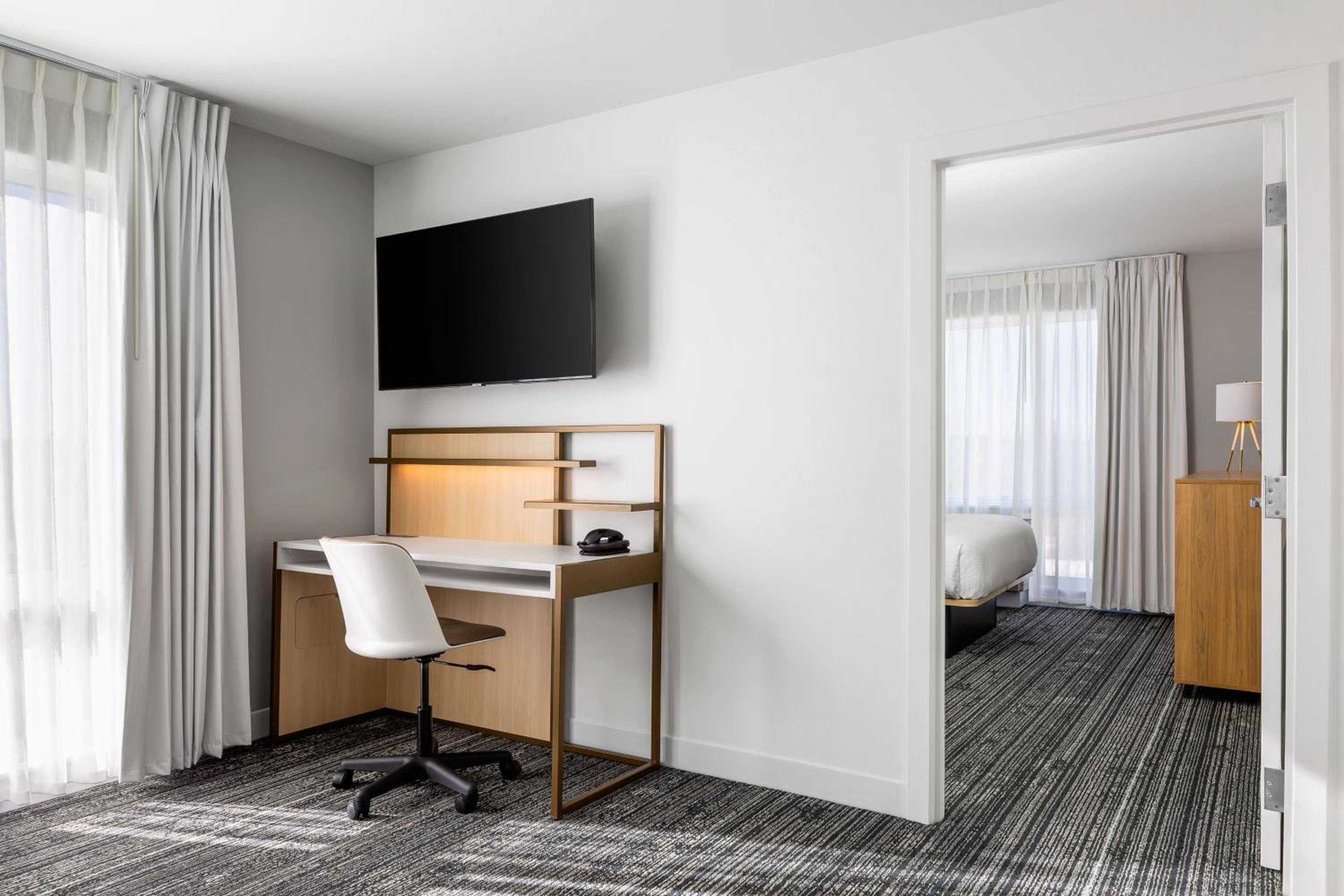 One-Bedroom Queen Suite with Sofa Bed and Roll-In Shower - Mobility/Hearing Accessible photo 2