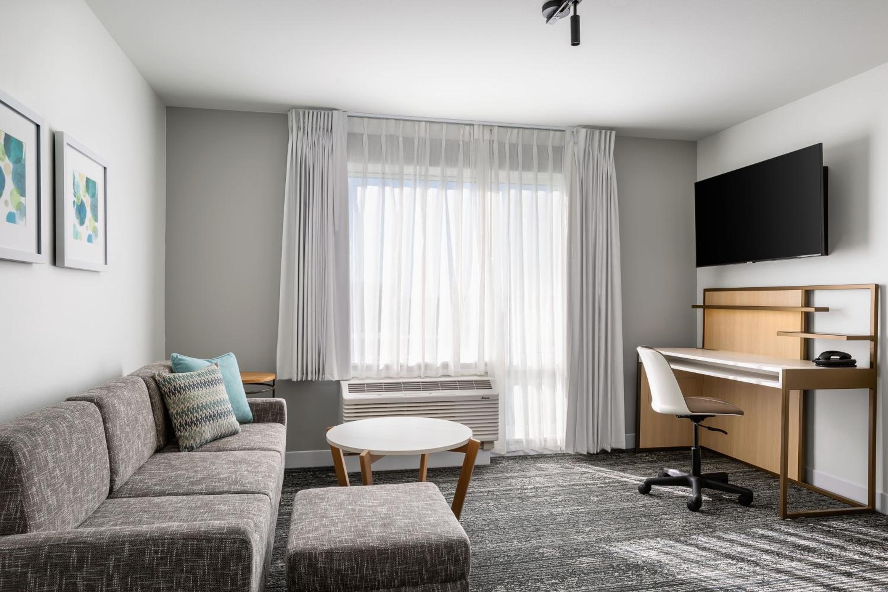 One-Bedroom Queen Suite with Sofa Bed and Roll-In Shower - Mobility/Hearing Accessible photo 3