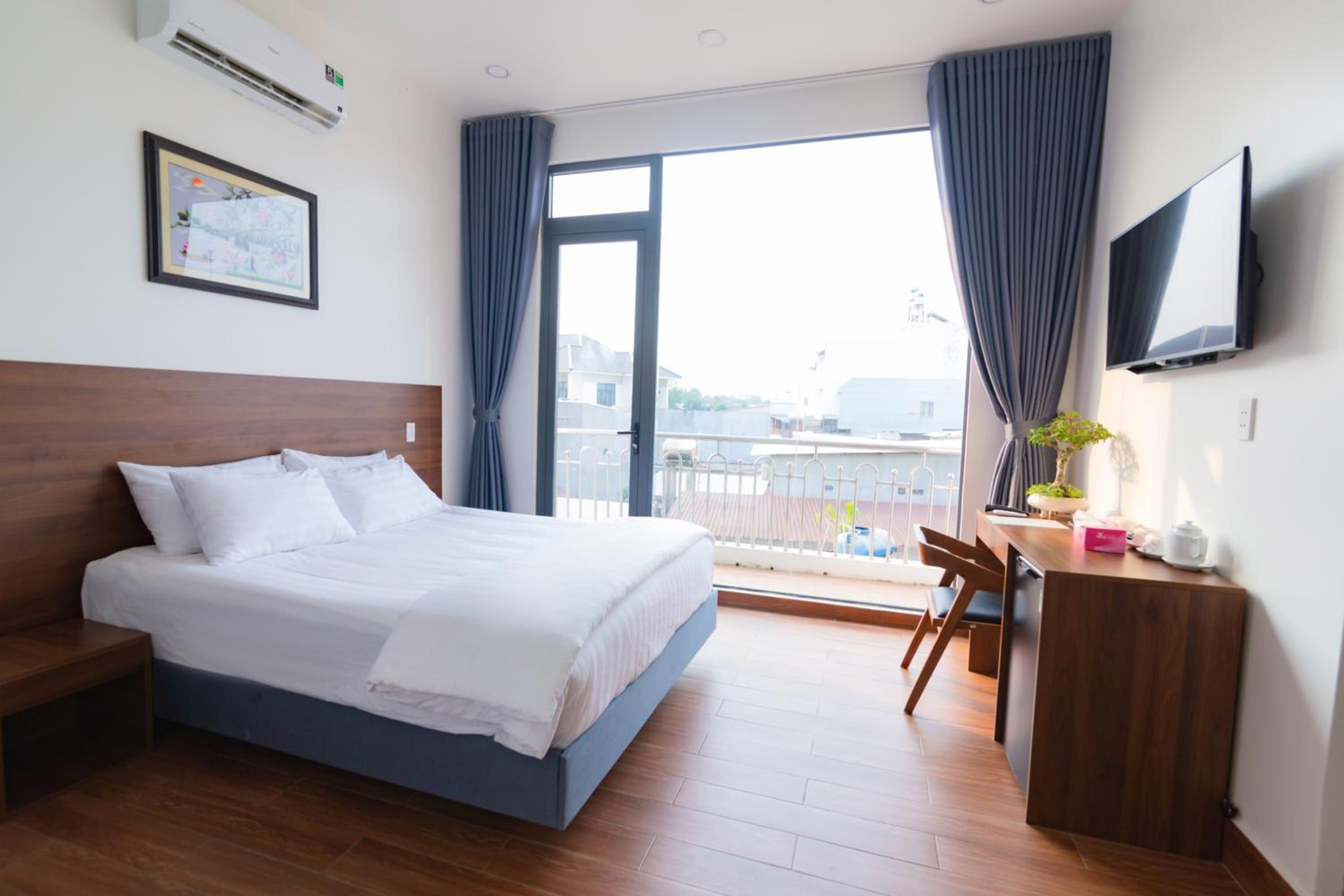 King Room with Balcony photo 3