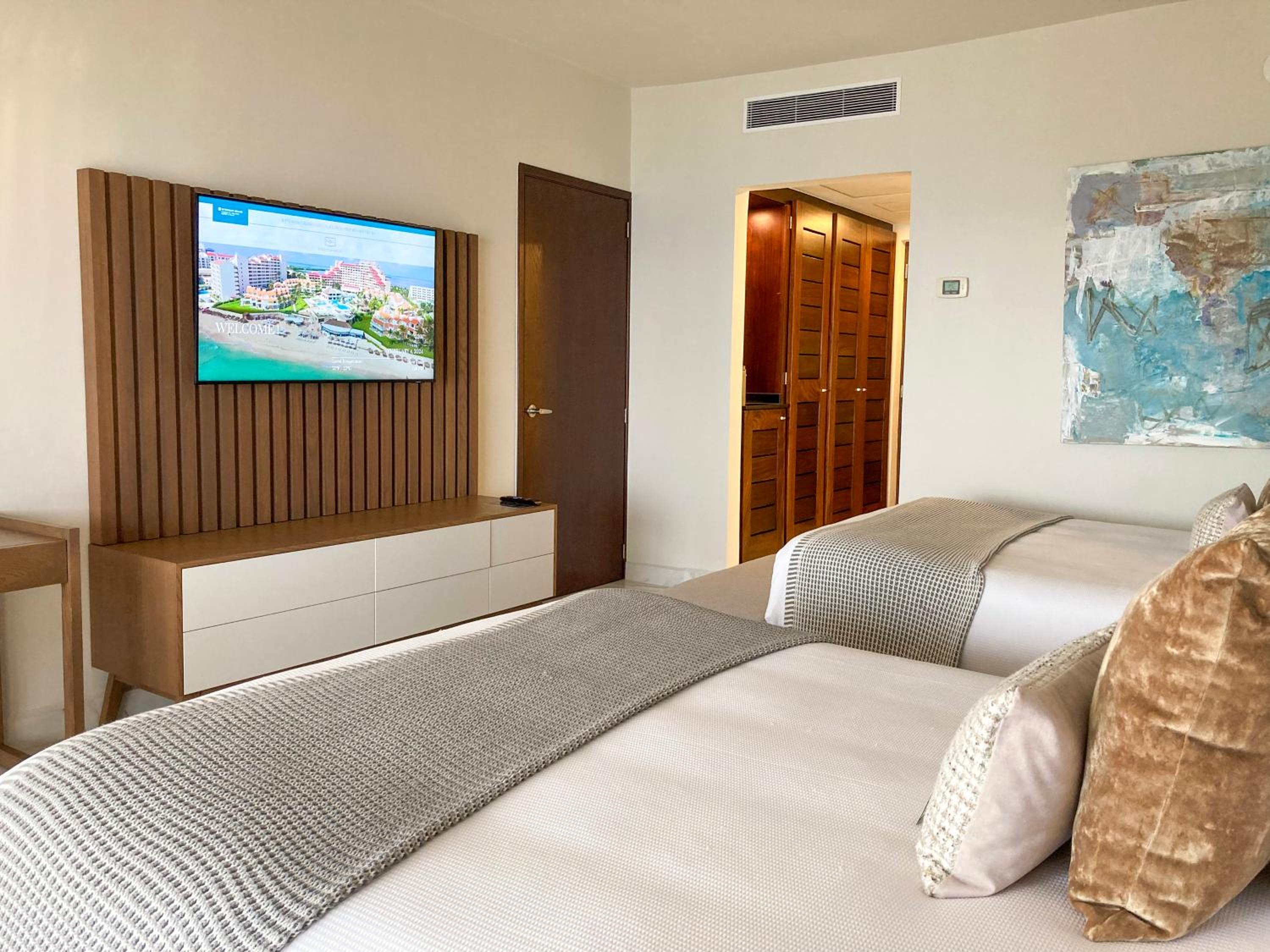 Presidential Suite with Ocean View - Non-Smoking