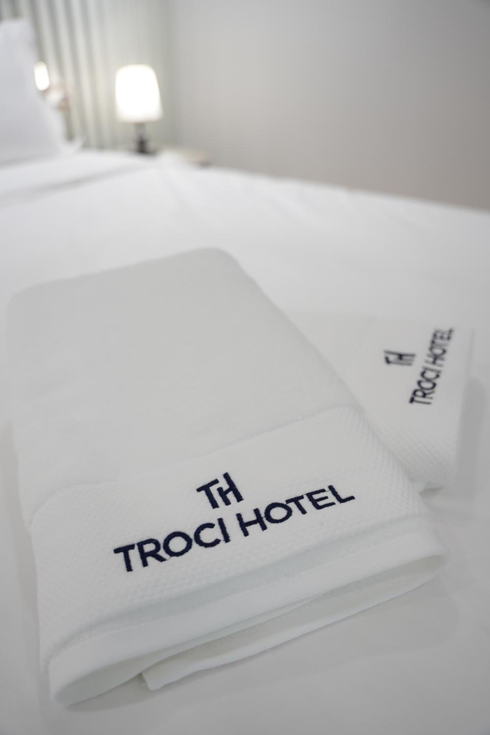 Deluxe Double Room photo 2
