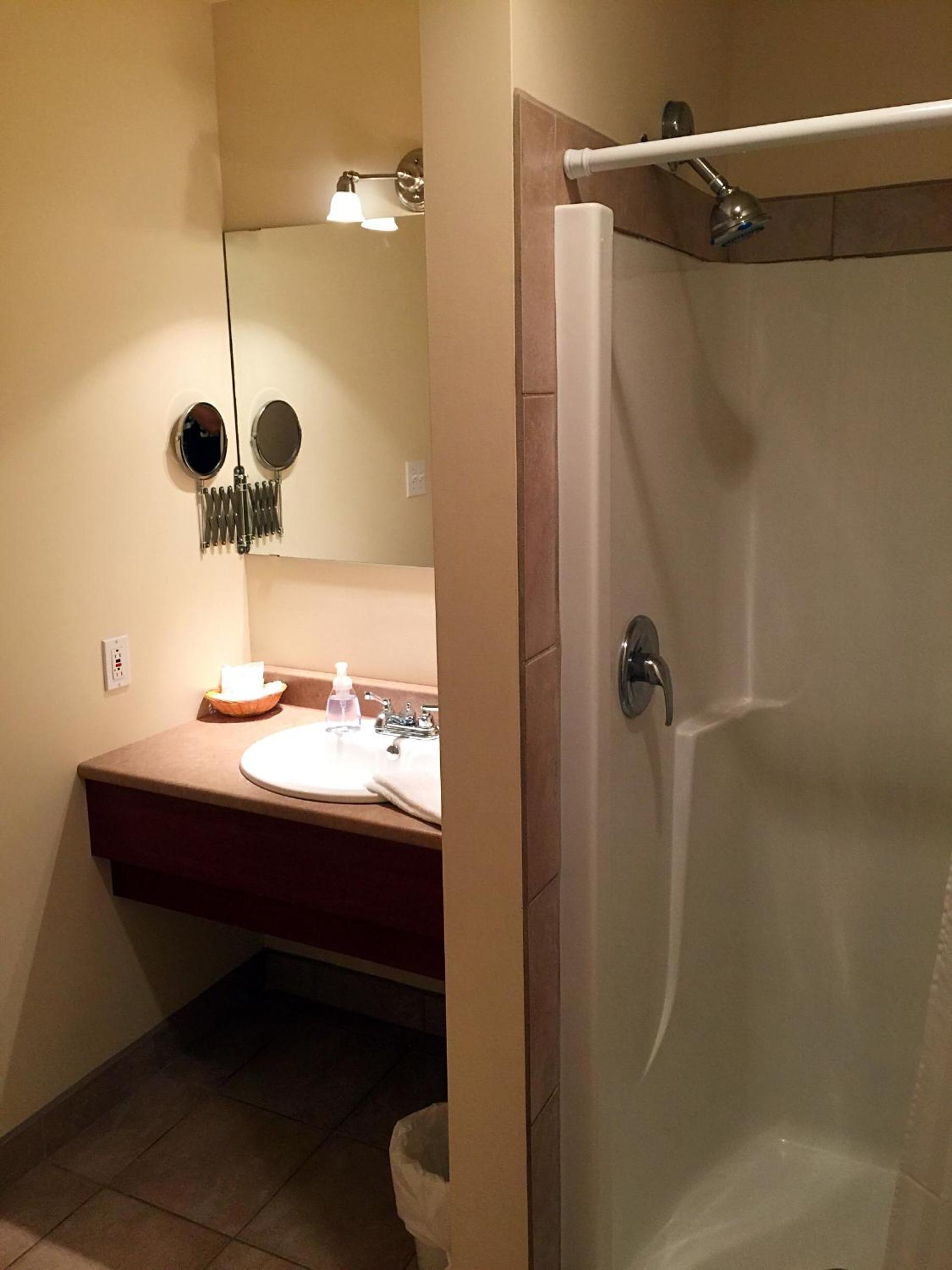 Deluxe Room With Whirlpool photo 3