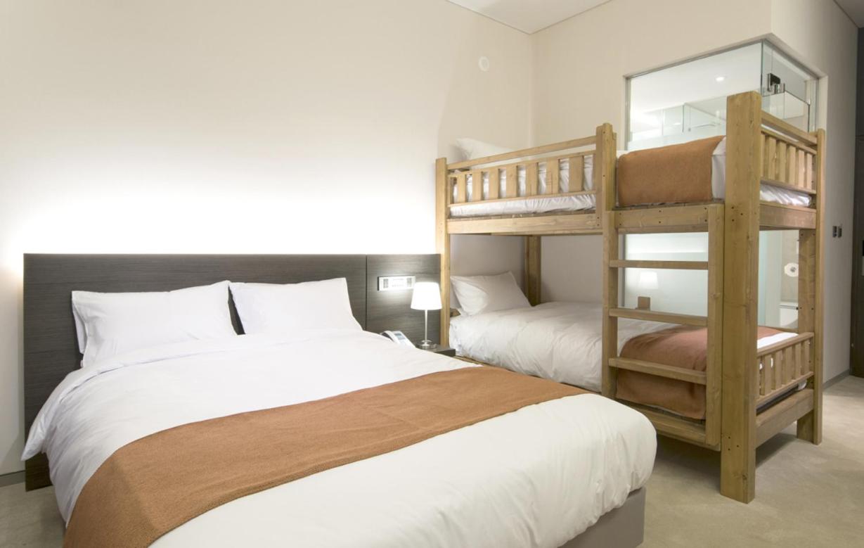 Standard Quadruple Room - Photo 2