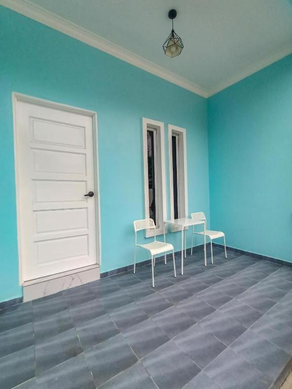 One-Bedroom House photo 1