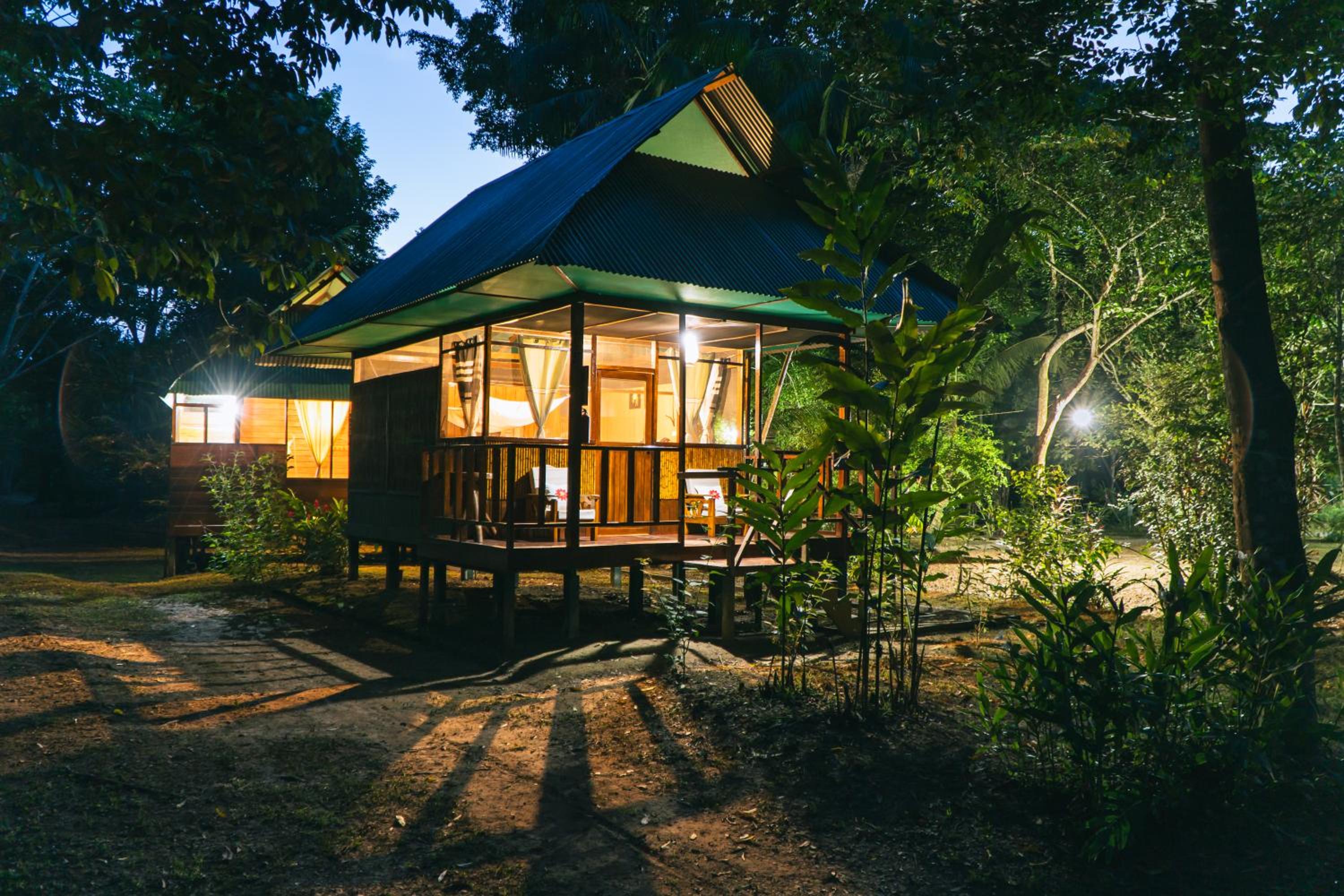 Bungalow photo 2