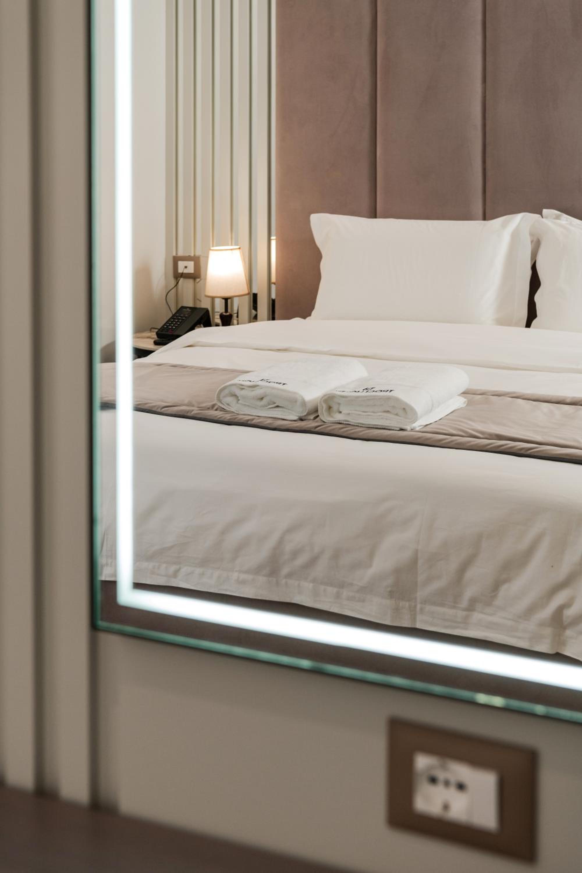 Deluxe Triple Room photo 2