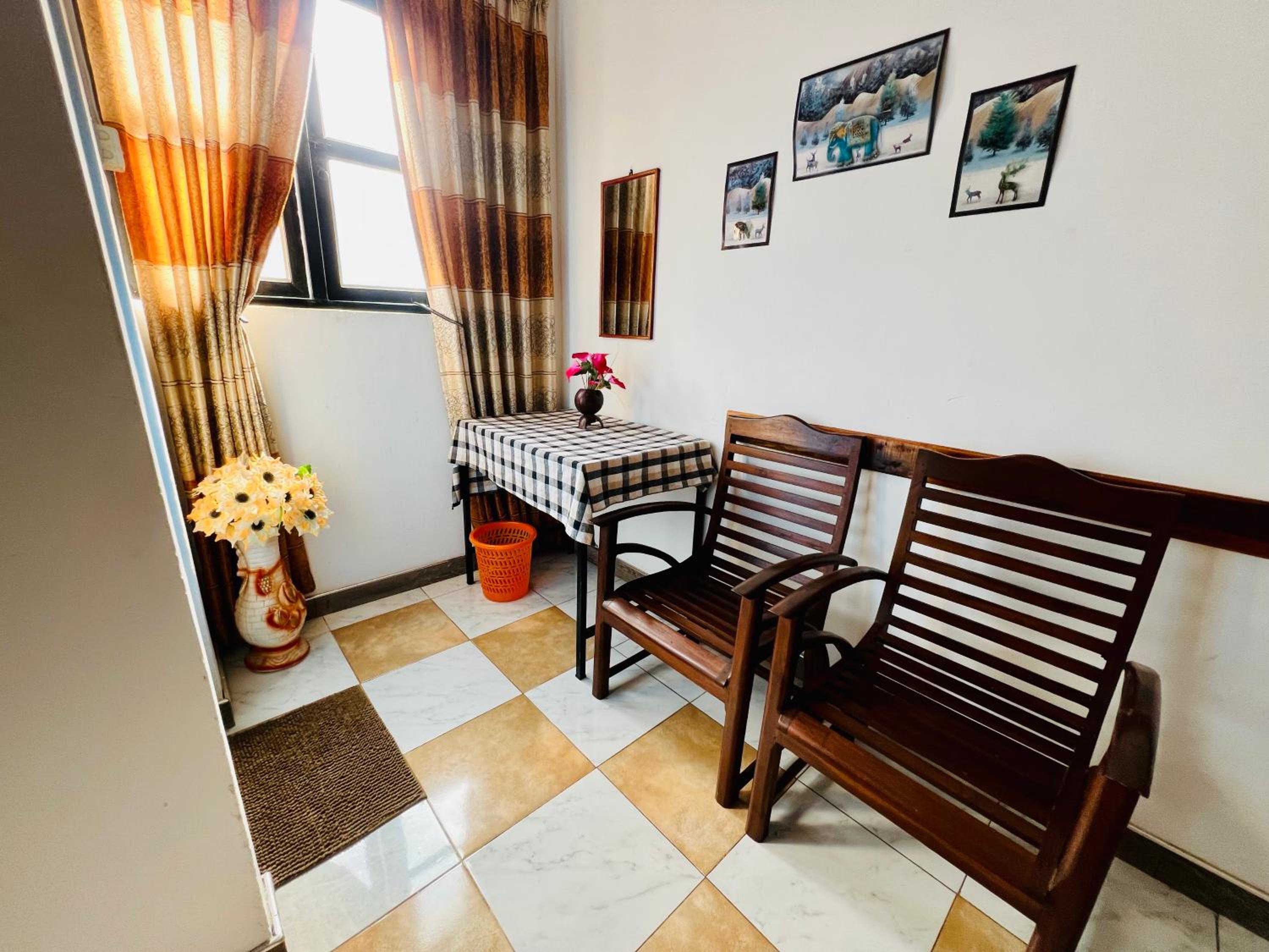Standard Double Room - Photo 3