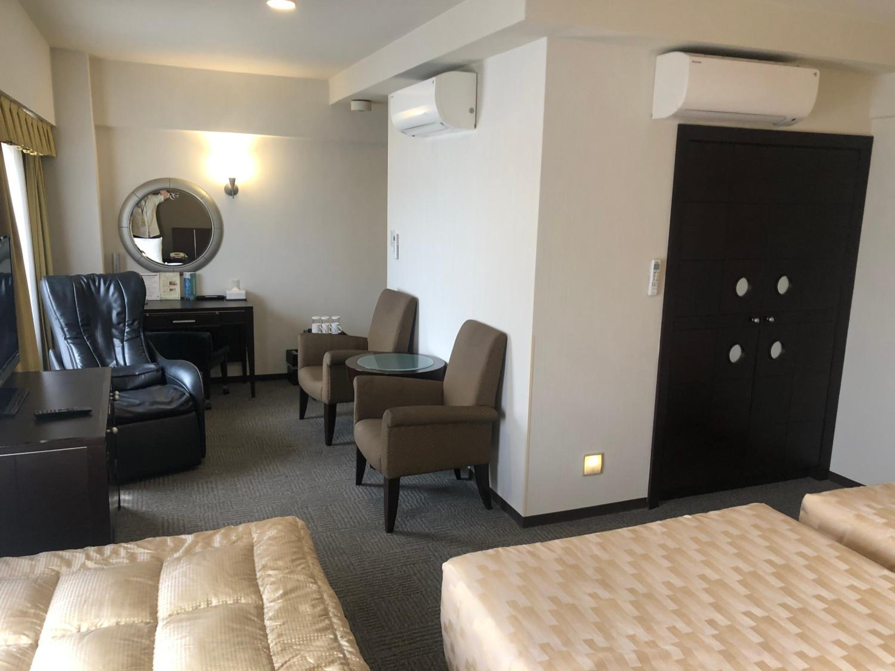 Triple Room - Non-Smoking - Photo 1