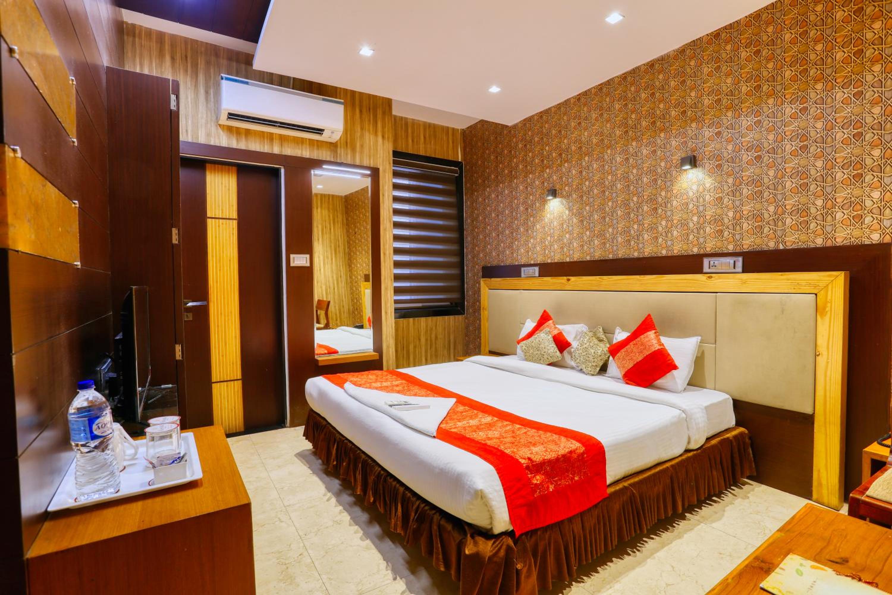 Superior Double or Twin Room - Photo 1