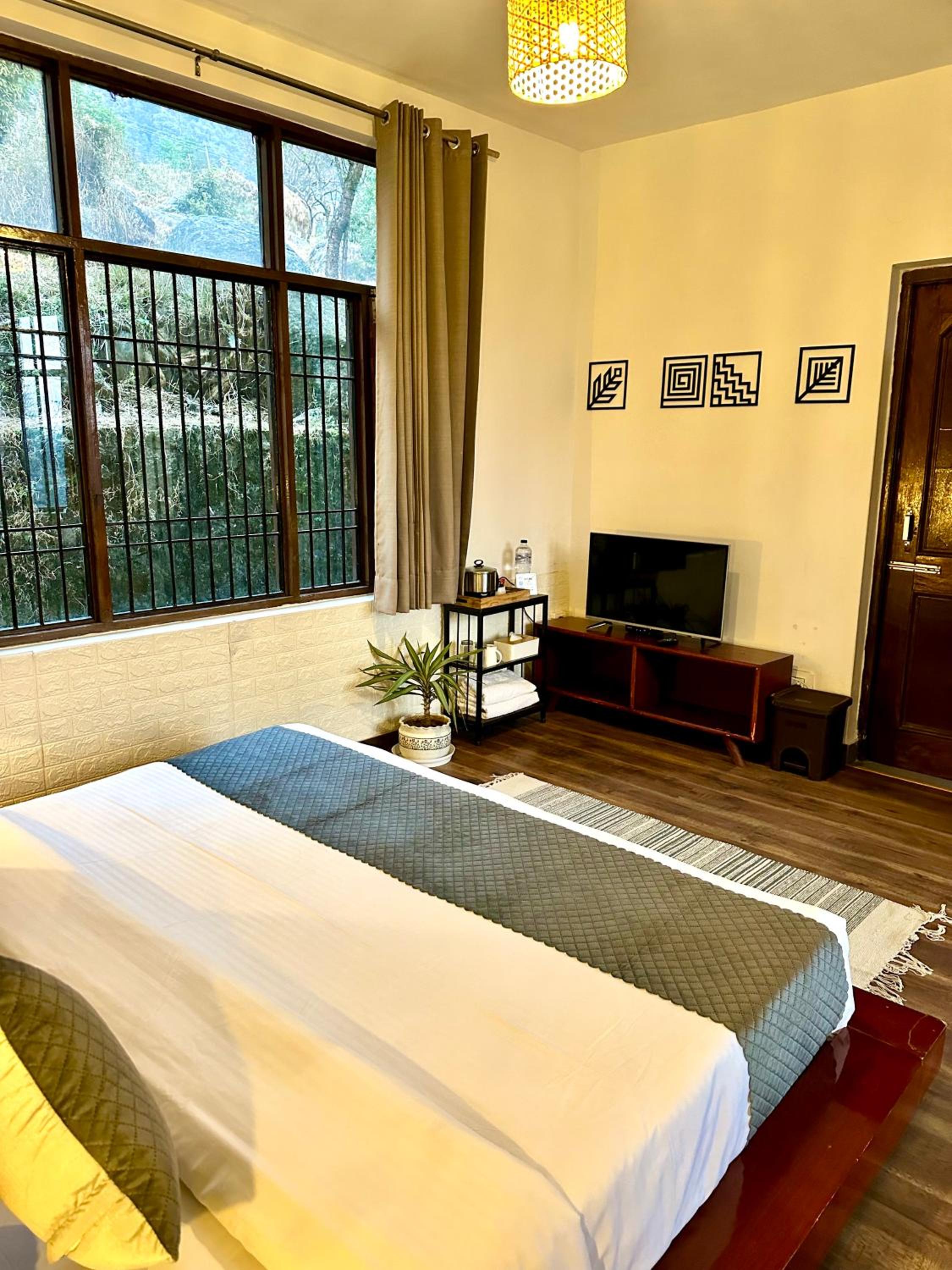 Double Room with Mountain View - Photo 8