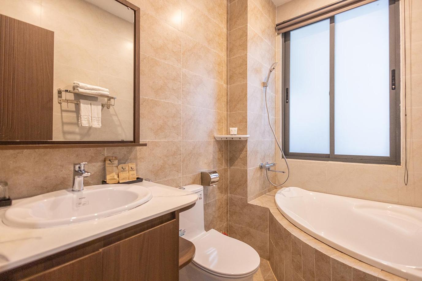 Standard Double Room - Photo 24