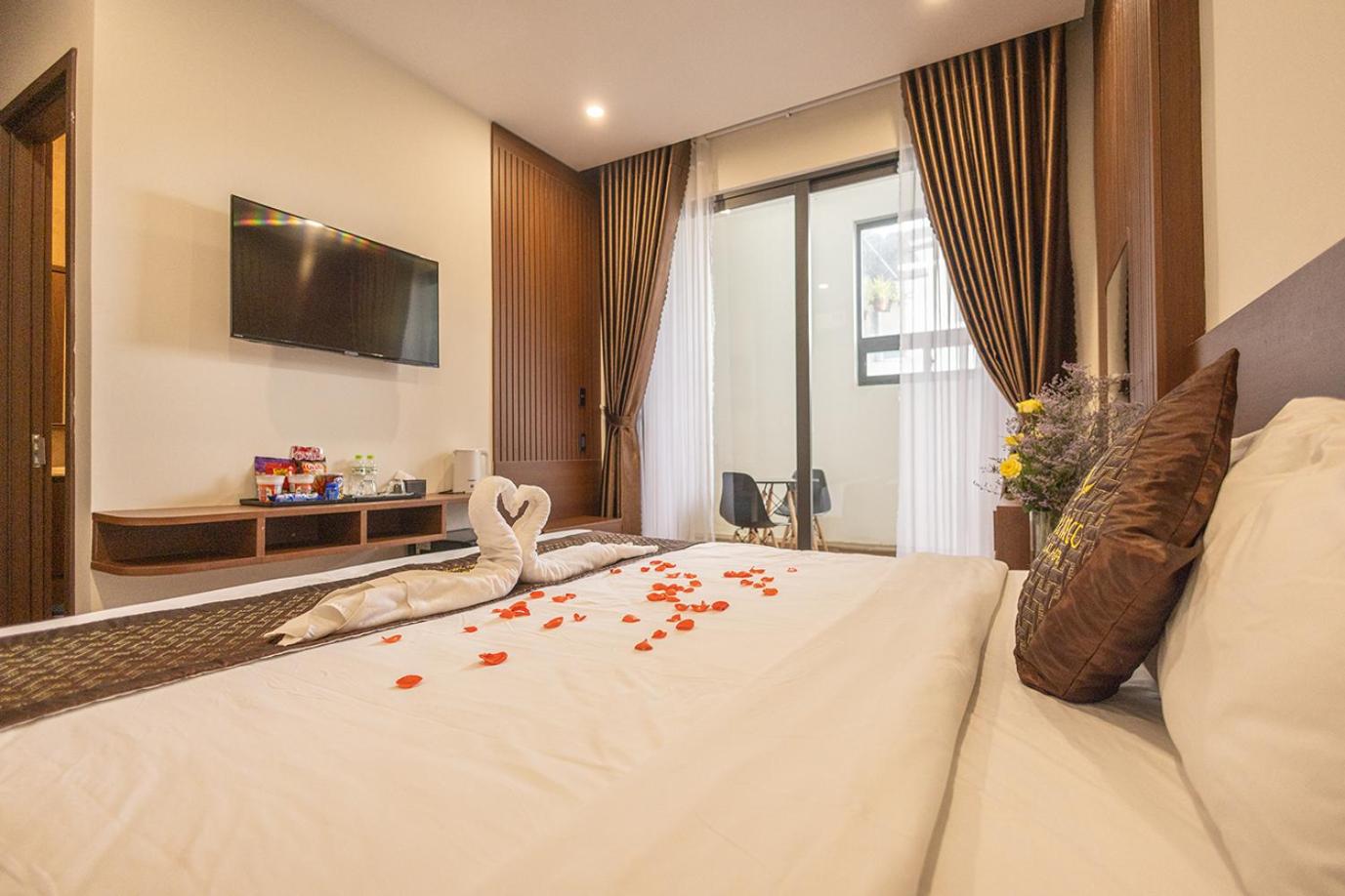 Standard Double Room - Photo 20
