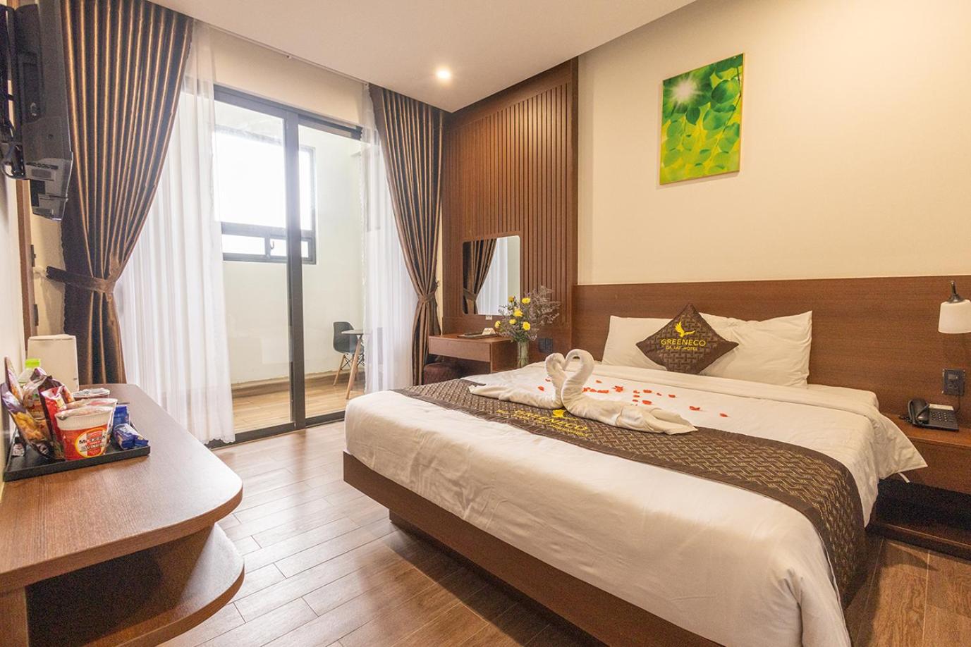 Standard Double Room - Photo 18