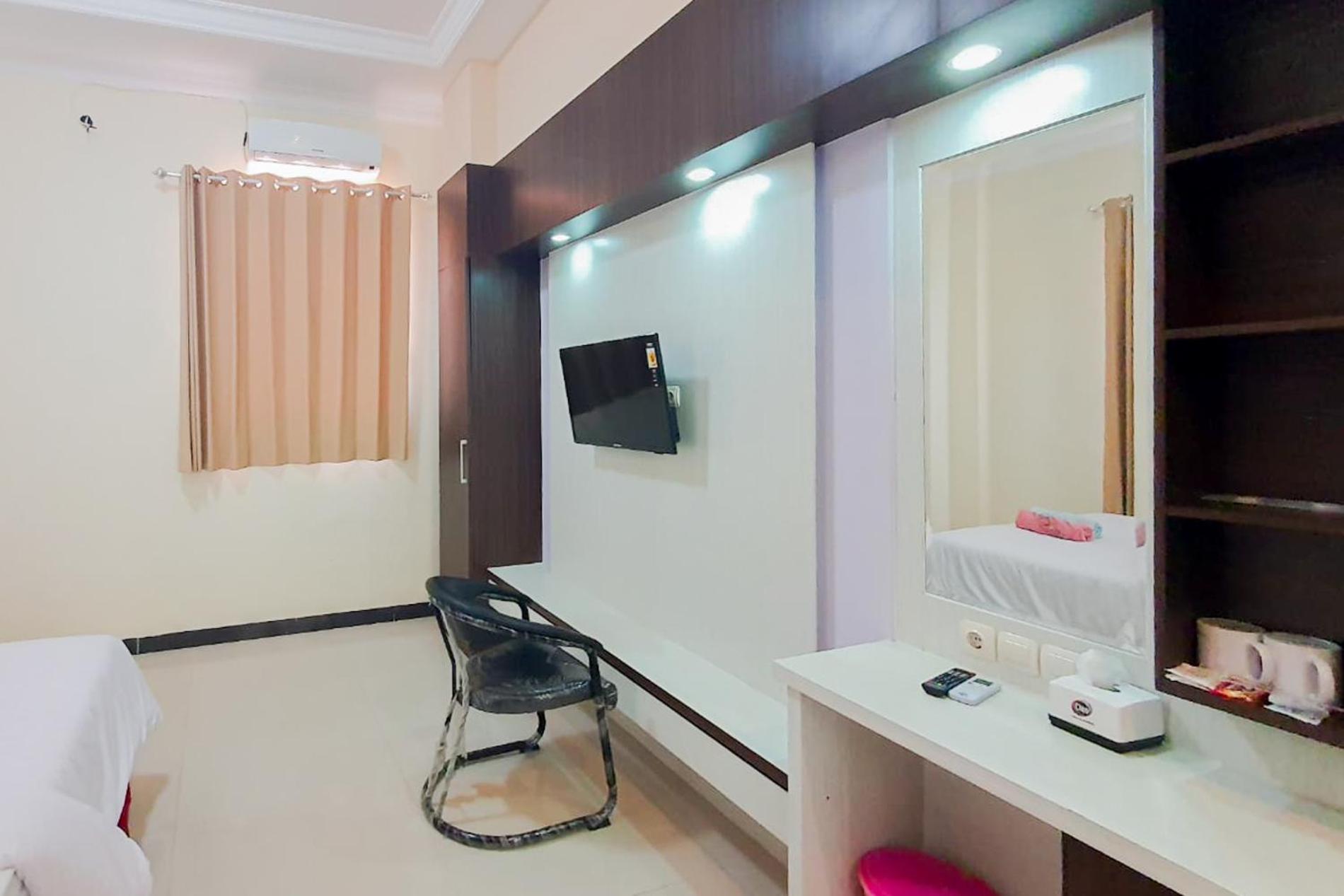 Deluxe Double Room photo 2