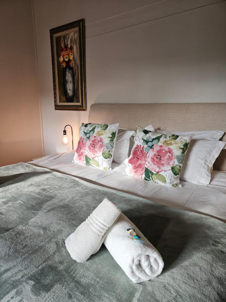 Double or Twin Room - Photo 3