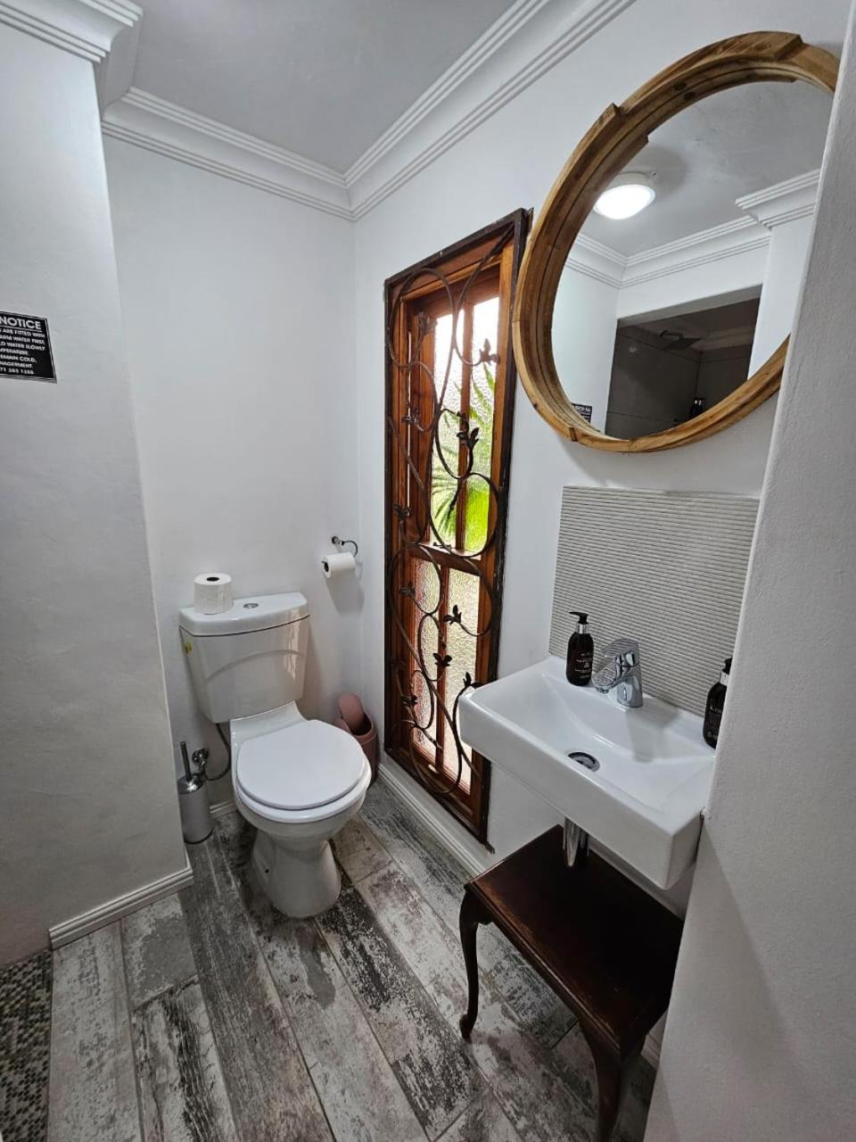 Double or Twin Room - Photo 2