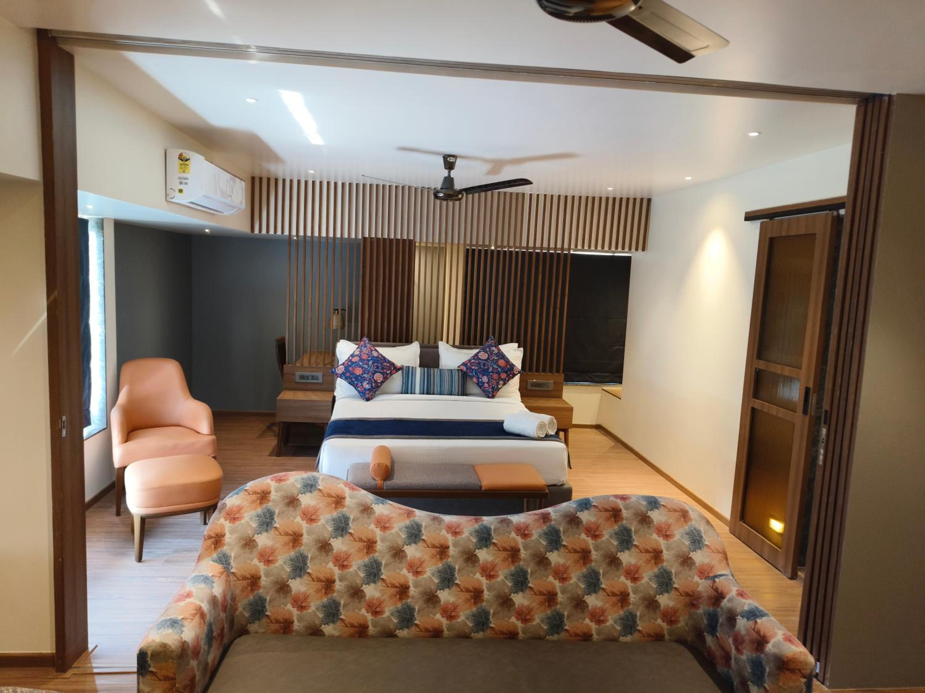 Studio Suite with Hi-Tea - Photo 11