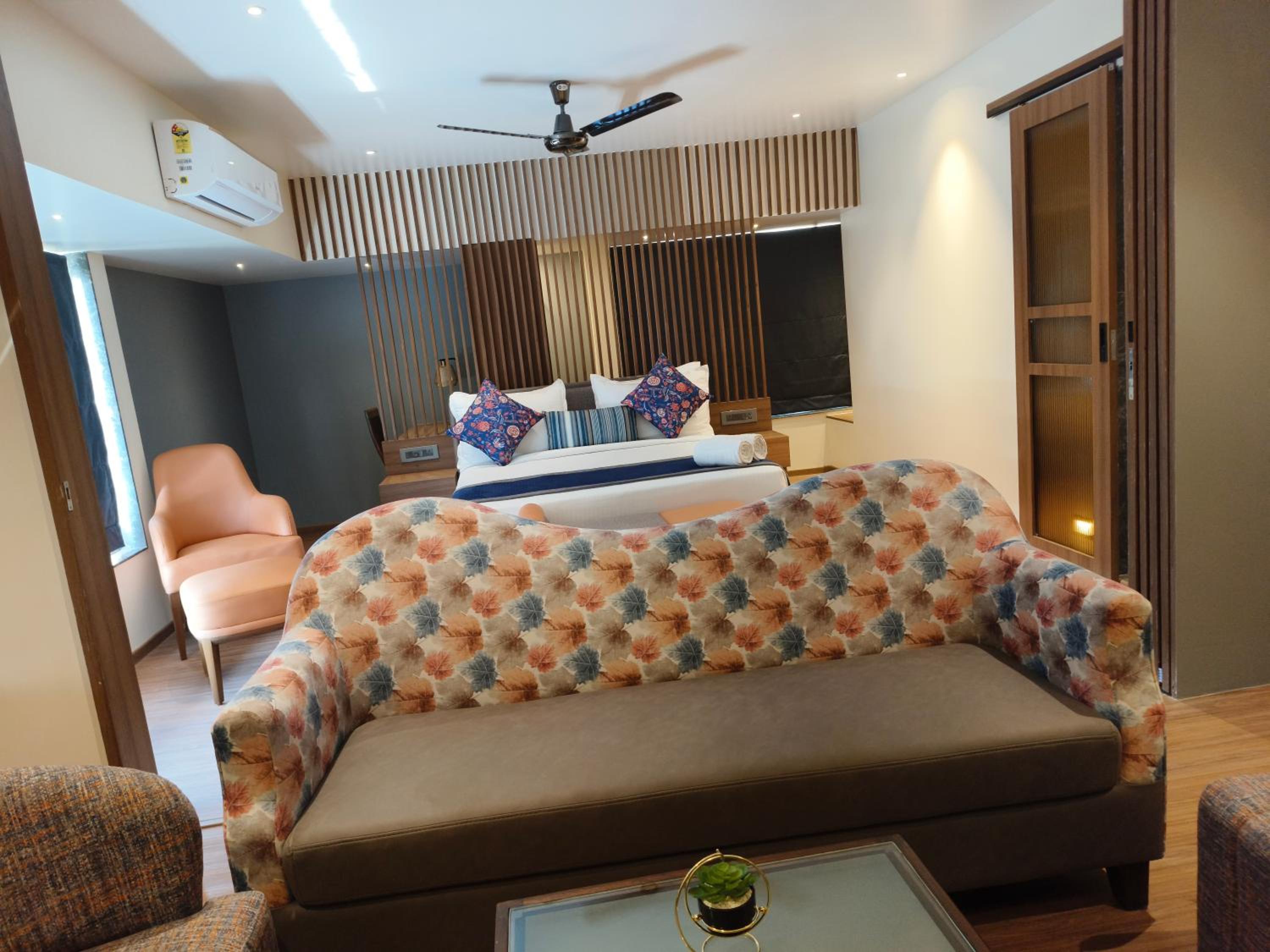 Studio Suite with Hi-Tea - Photo 12