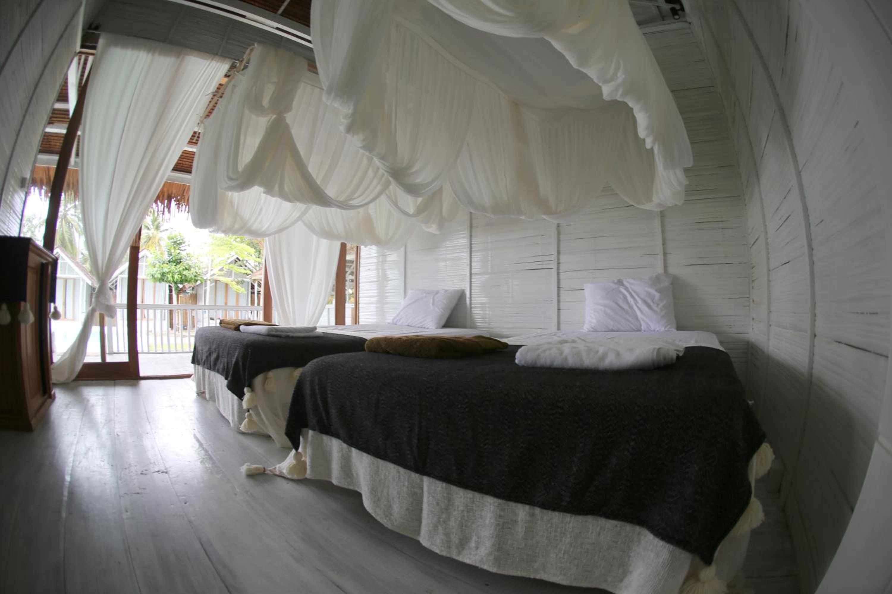 Twin Room - Photo 3