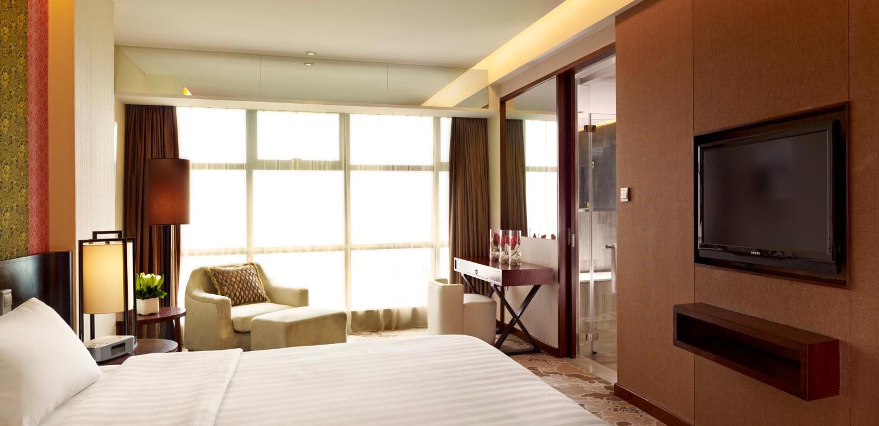 Junior Suite with River View - Photo 11
