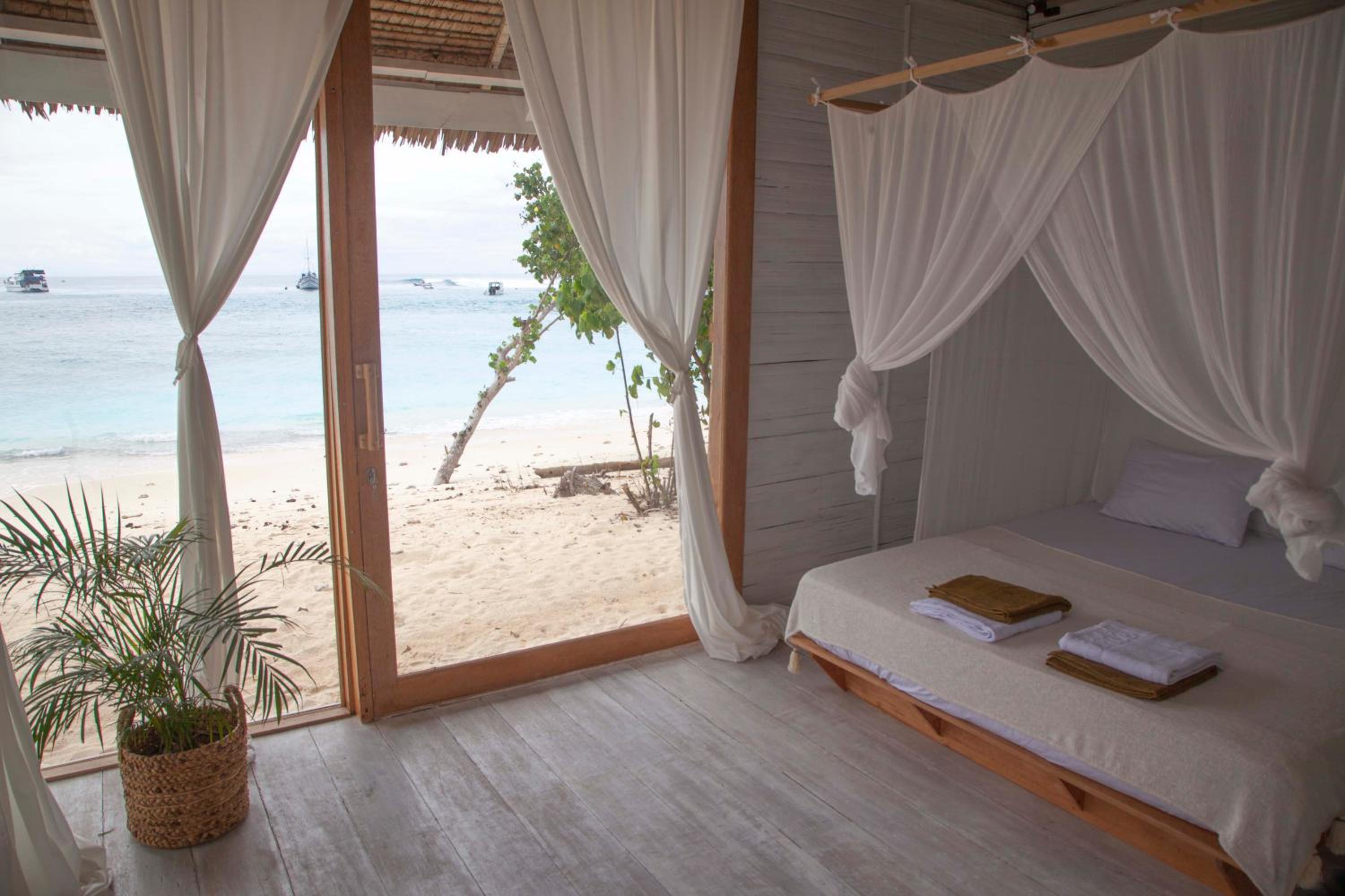 Bungalow with Sea View