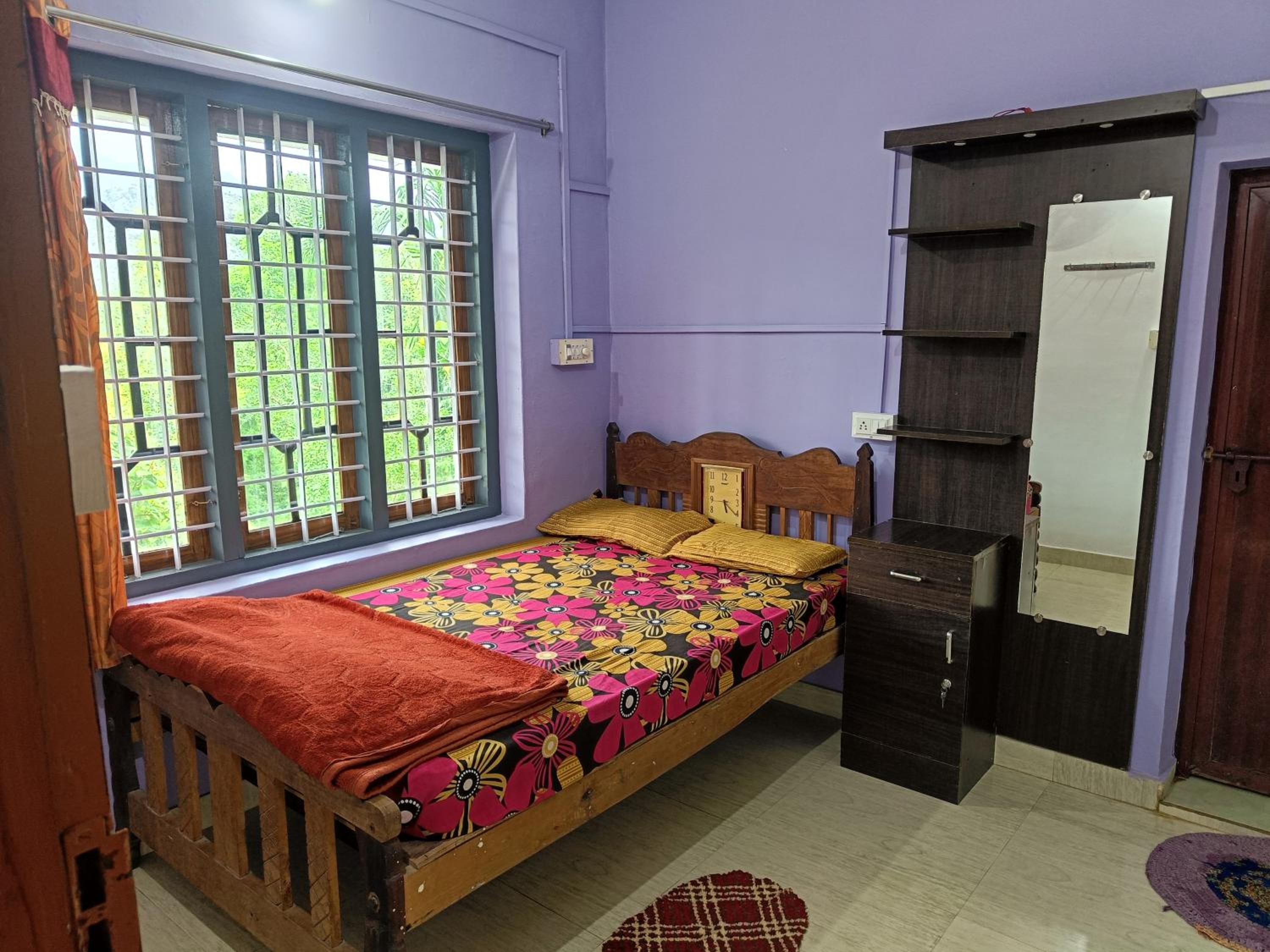 One-Bedroom House photo 1