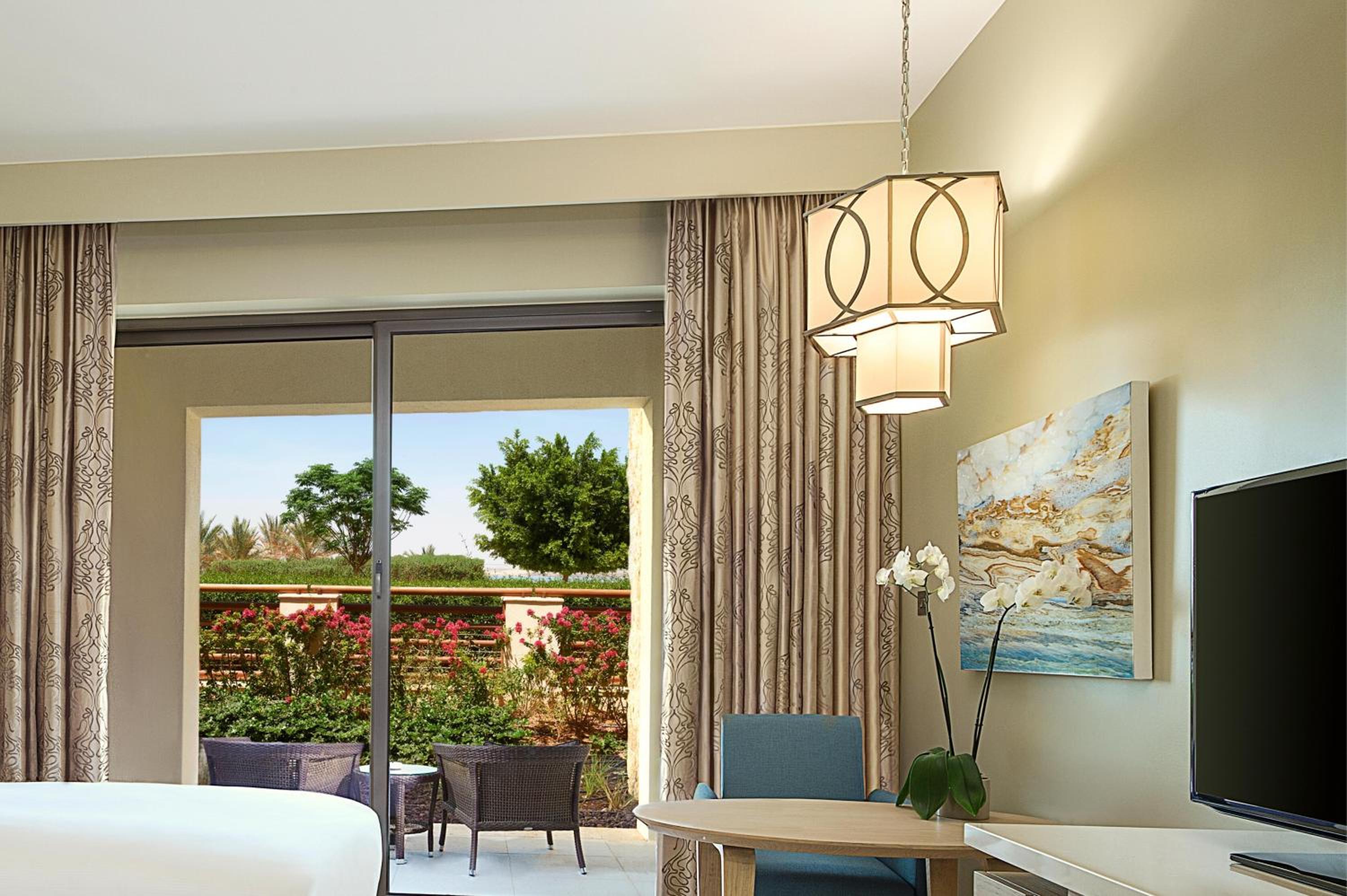 Double Room with Terrace - Photo 3