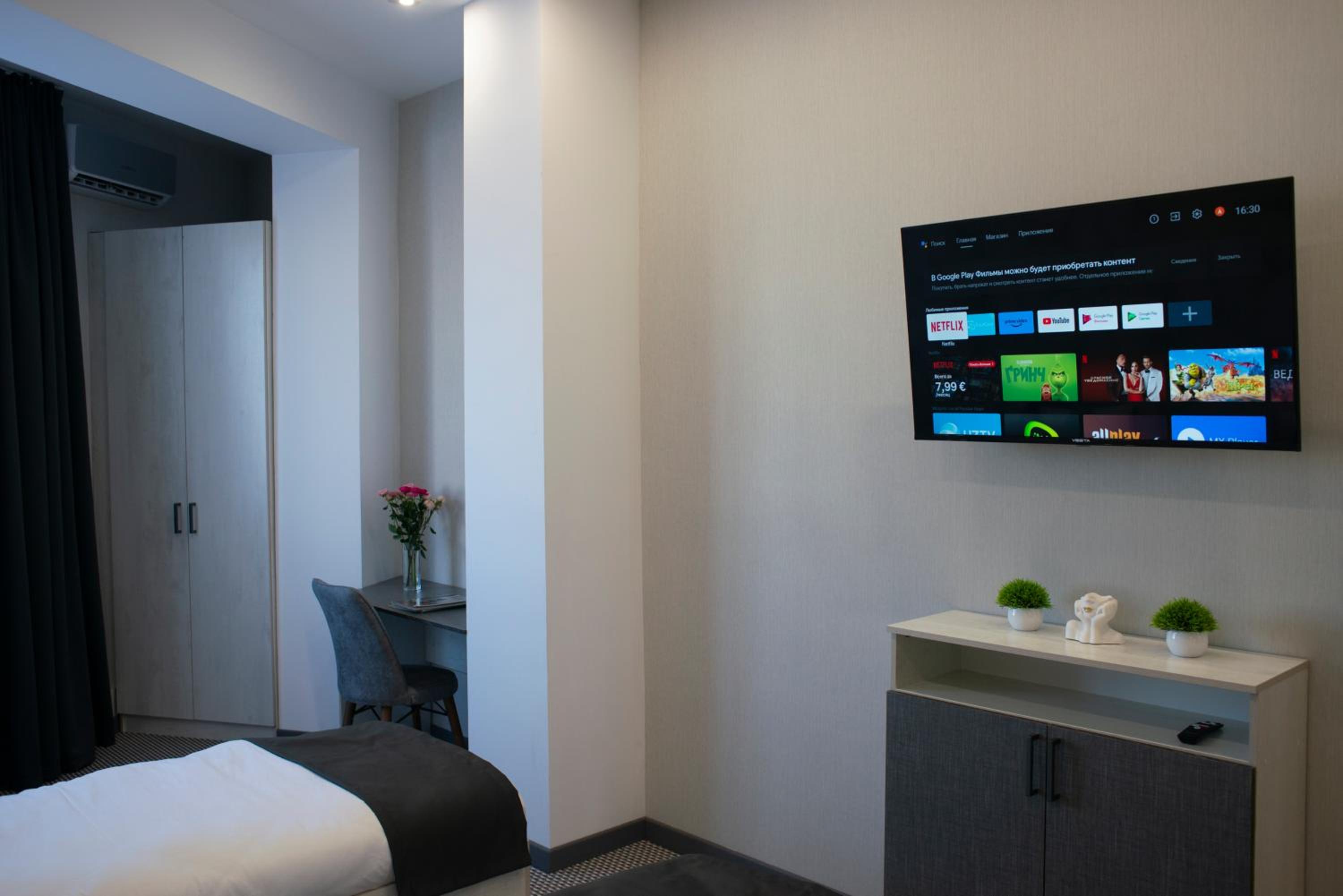 Twin Room - Photo 4