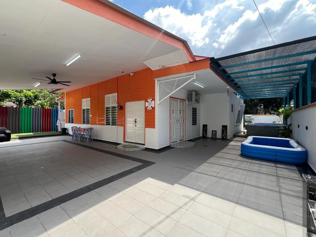 Villa photo 1