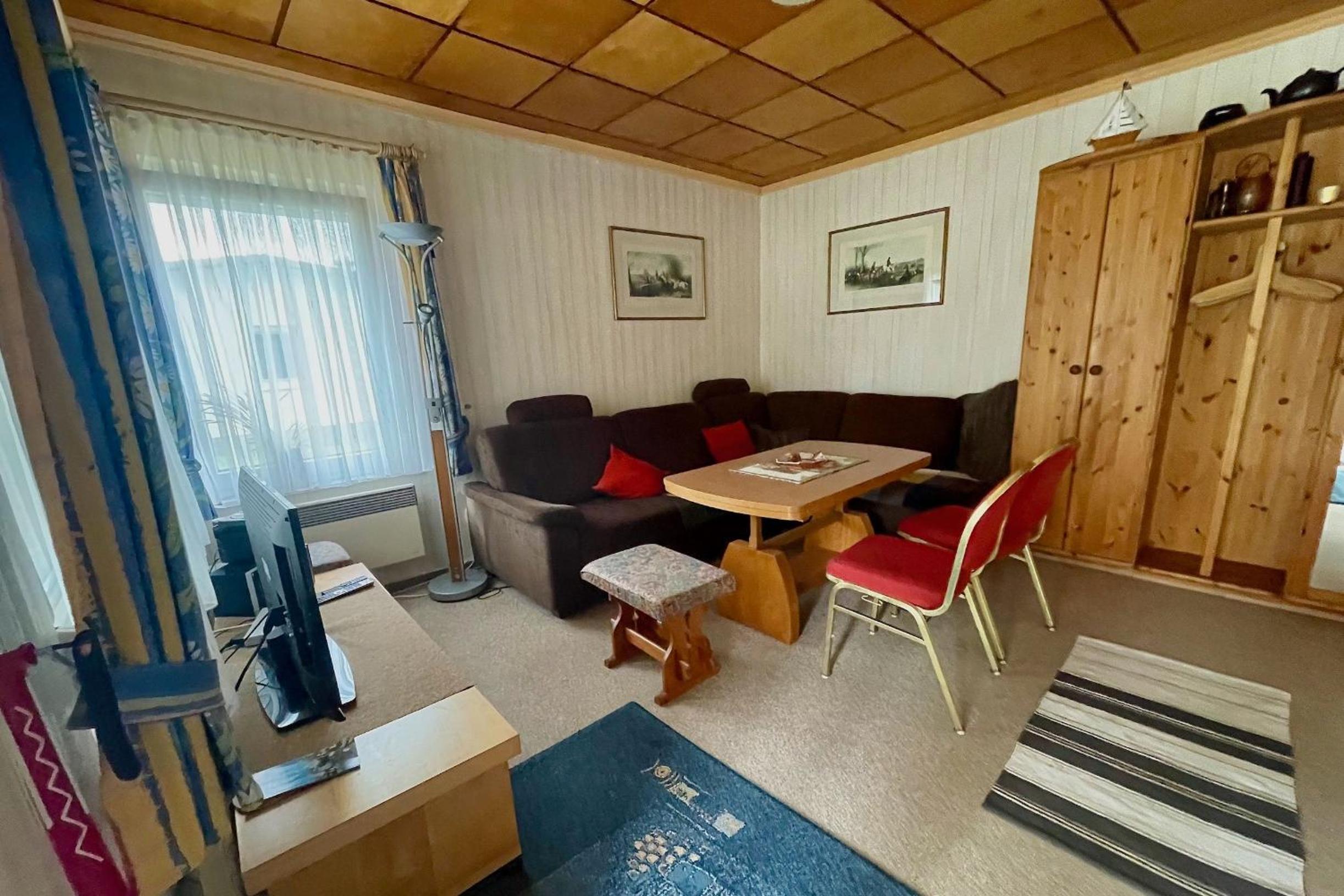 One-Bedroom Bungalow photo 1