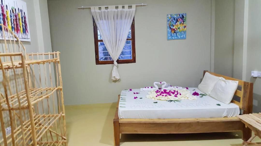 Quadruple Room with Private Bathroom