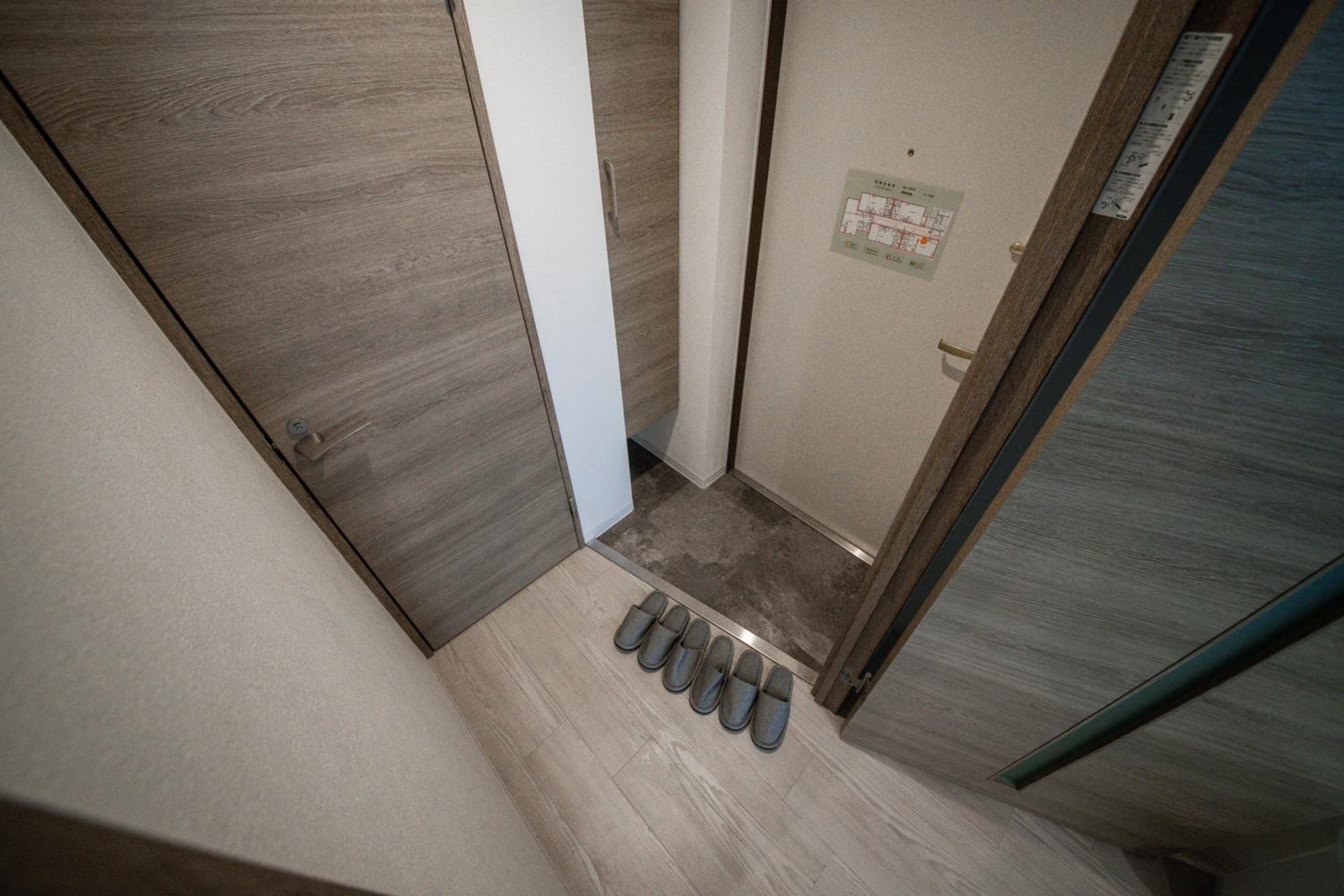 One-Bedroom Apartment photo 3