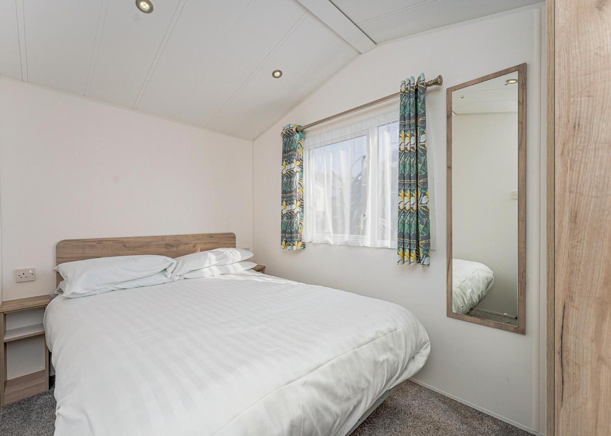 Mobile Home 5