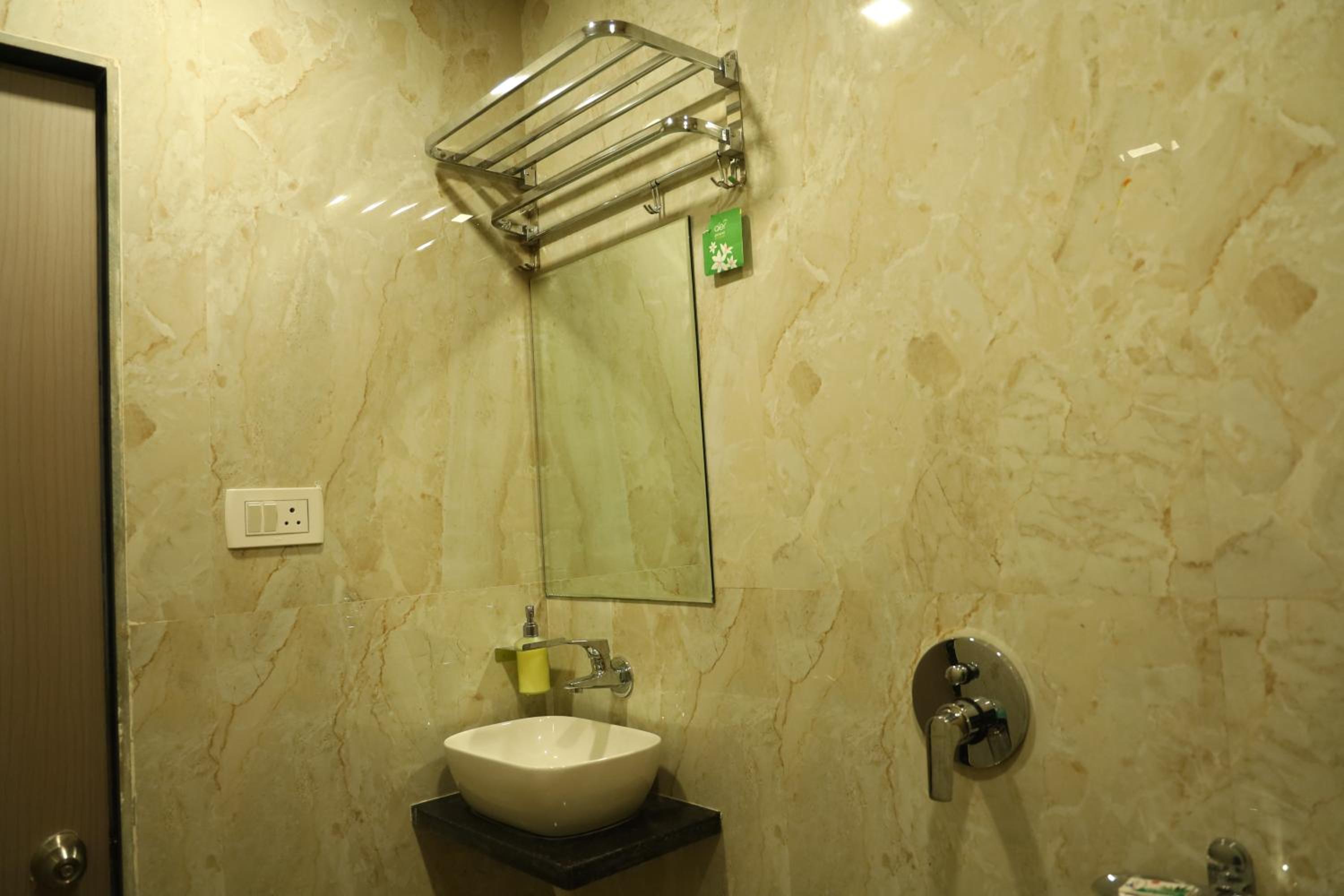 Standard Double Room with Fan photo 2