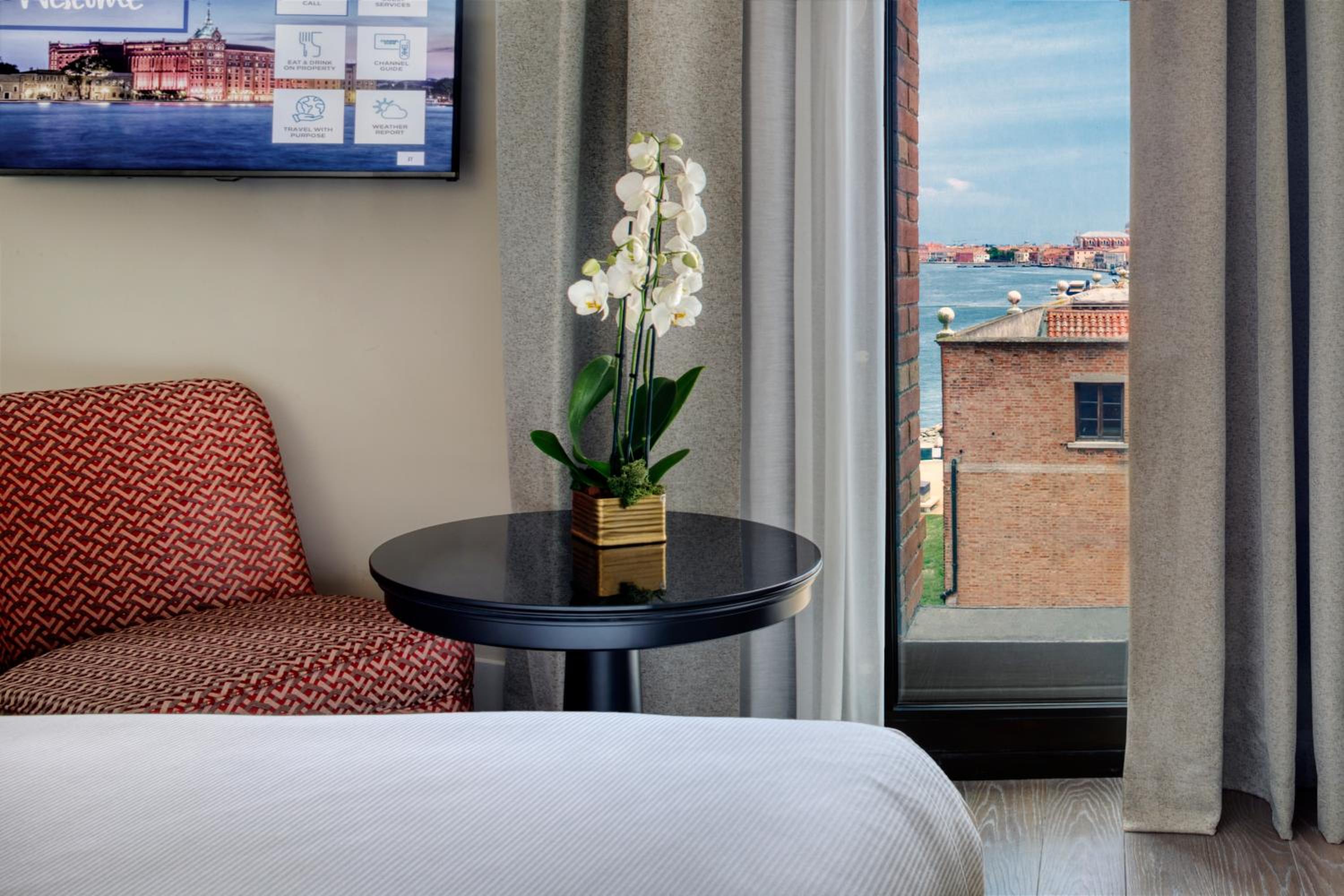 Queen Molino Superior Room - Photo 7