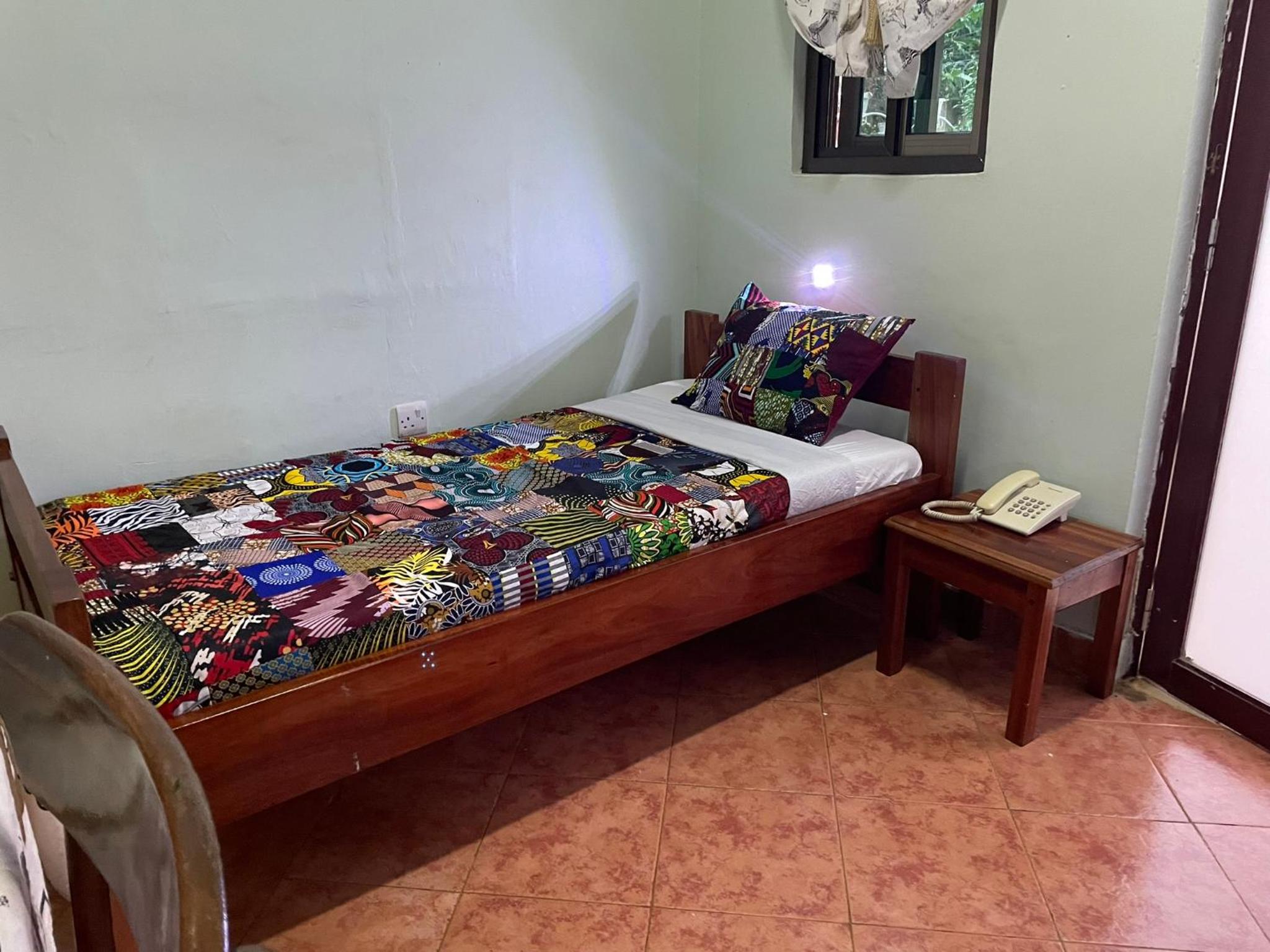 Standard Twin Room photo 3
