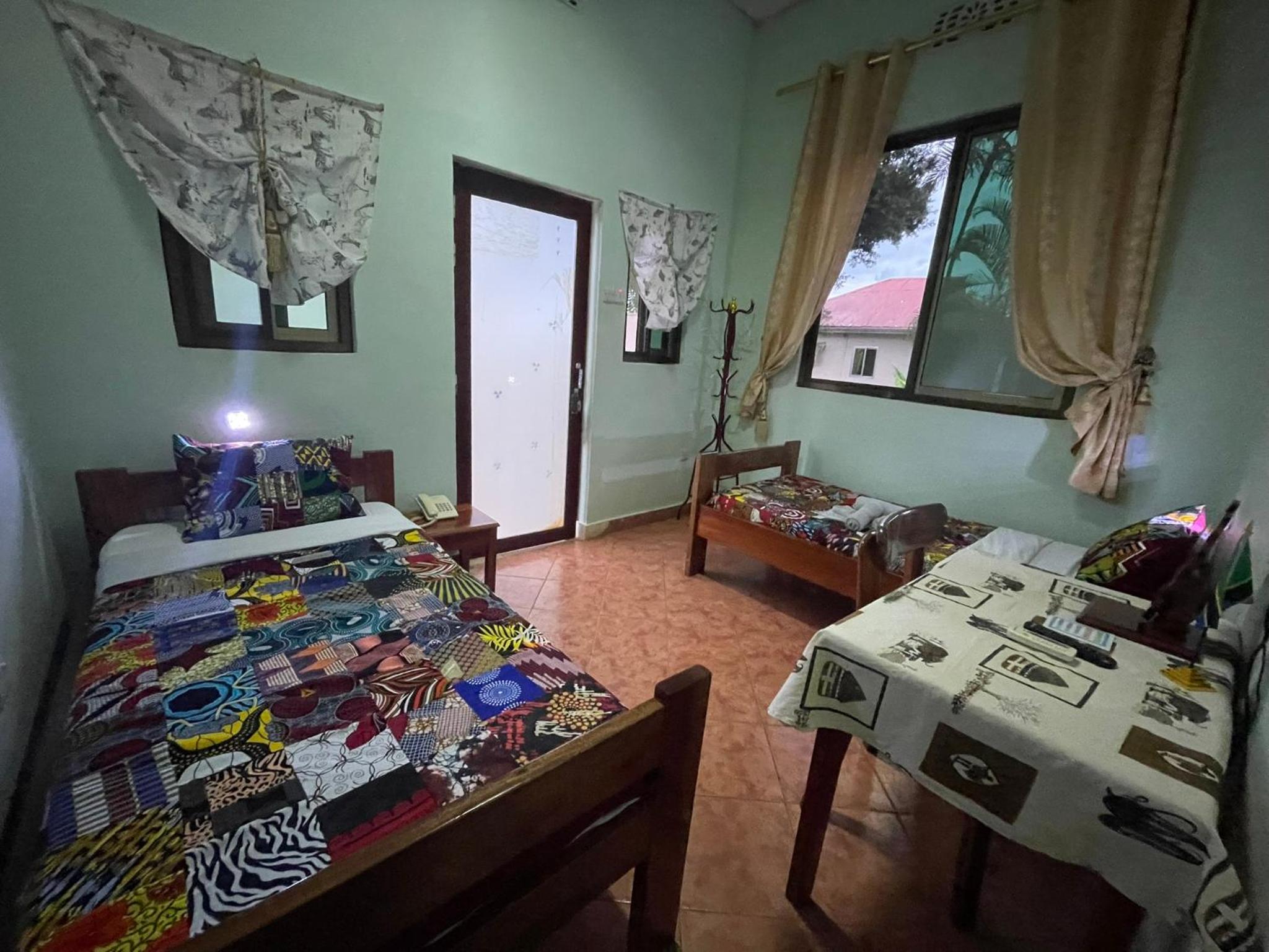 Standard Twin Room photo 1