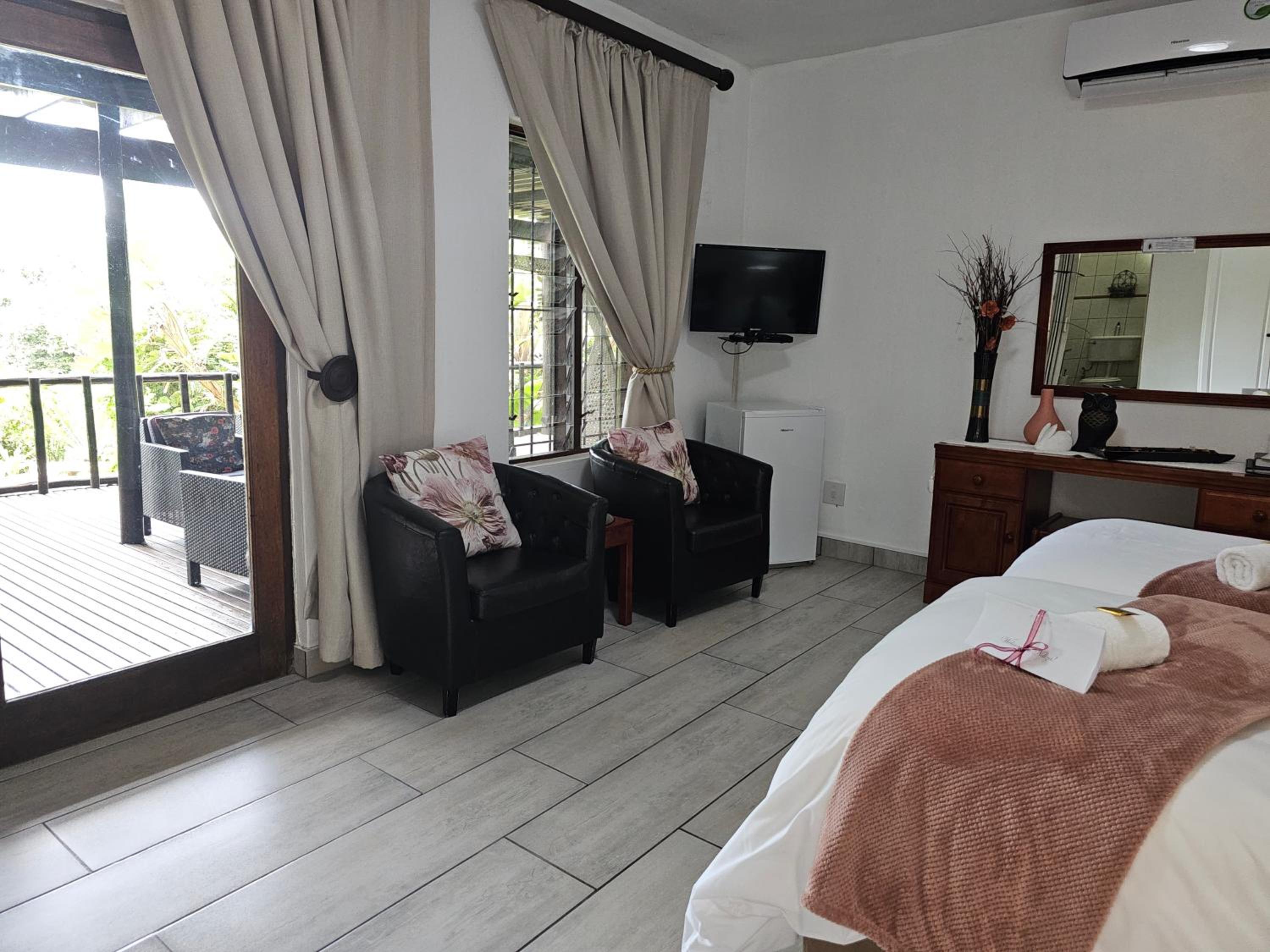 Standard Double Room - Photo 17