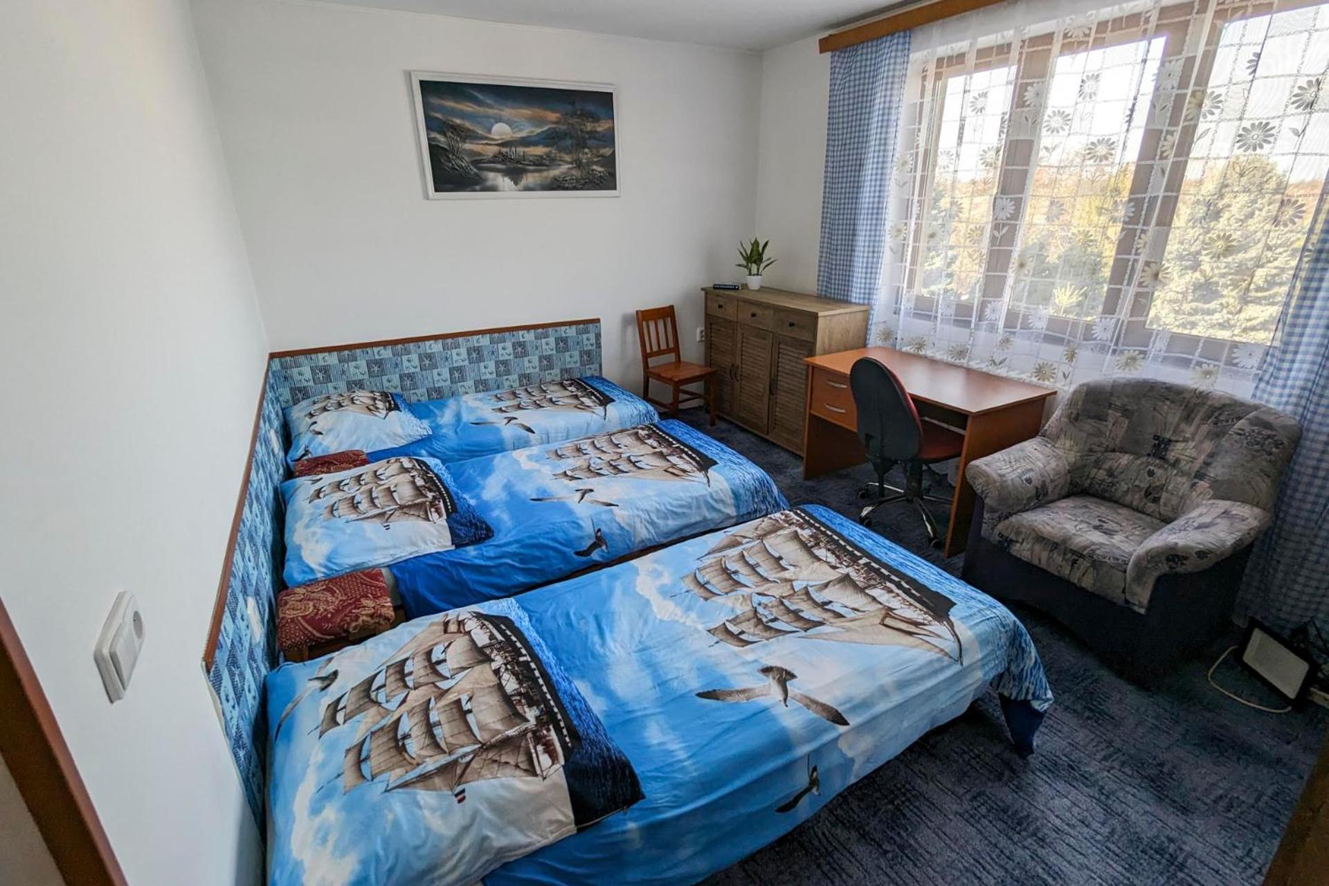 Triple Room with Shared Bathroom photo 1