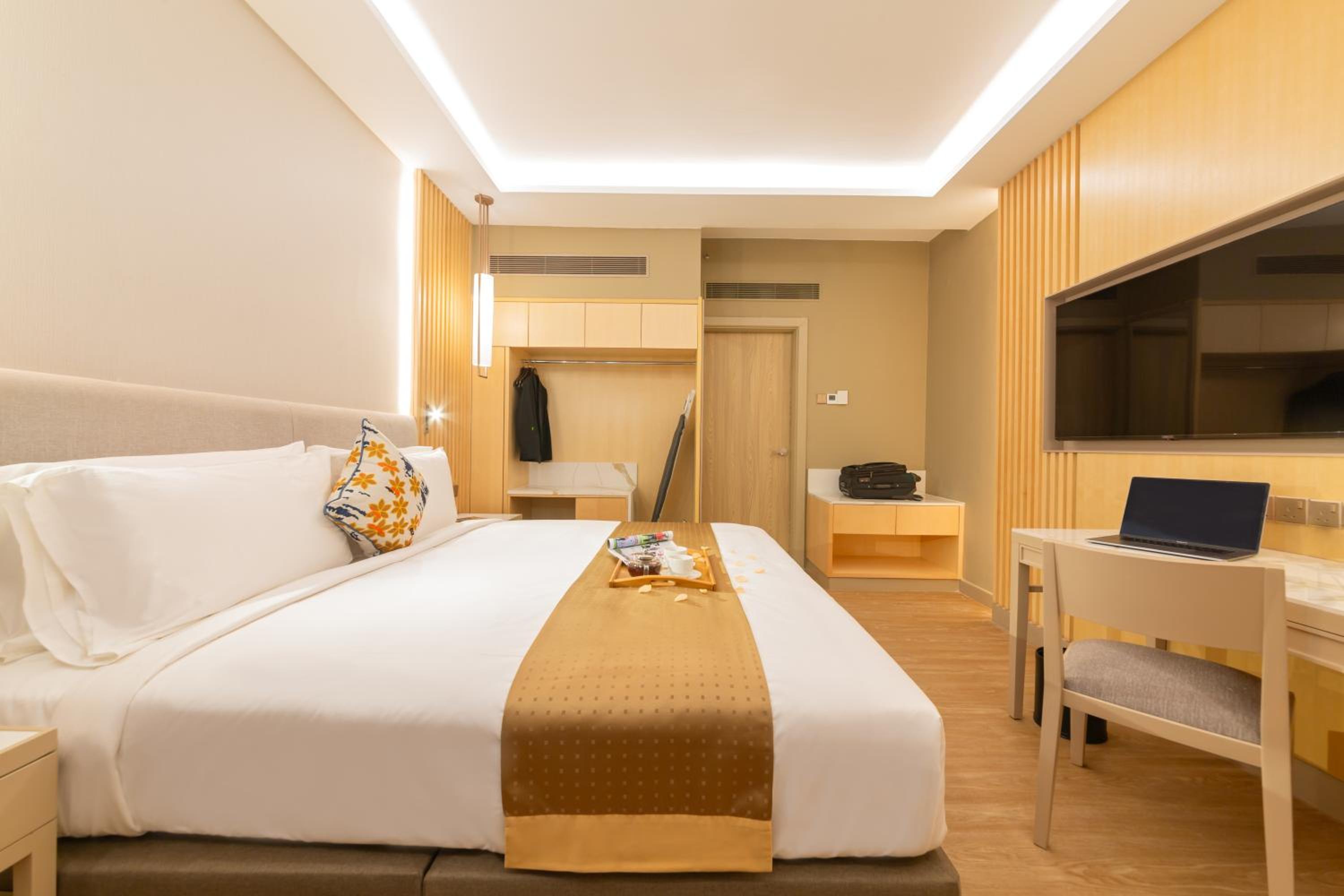 Executive Suite