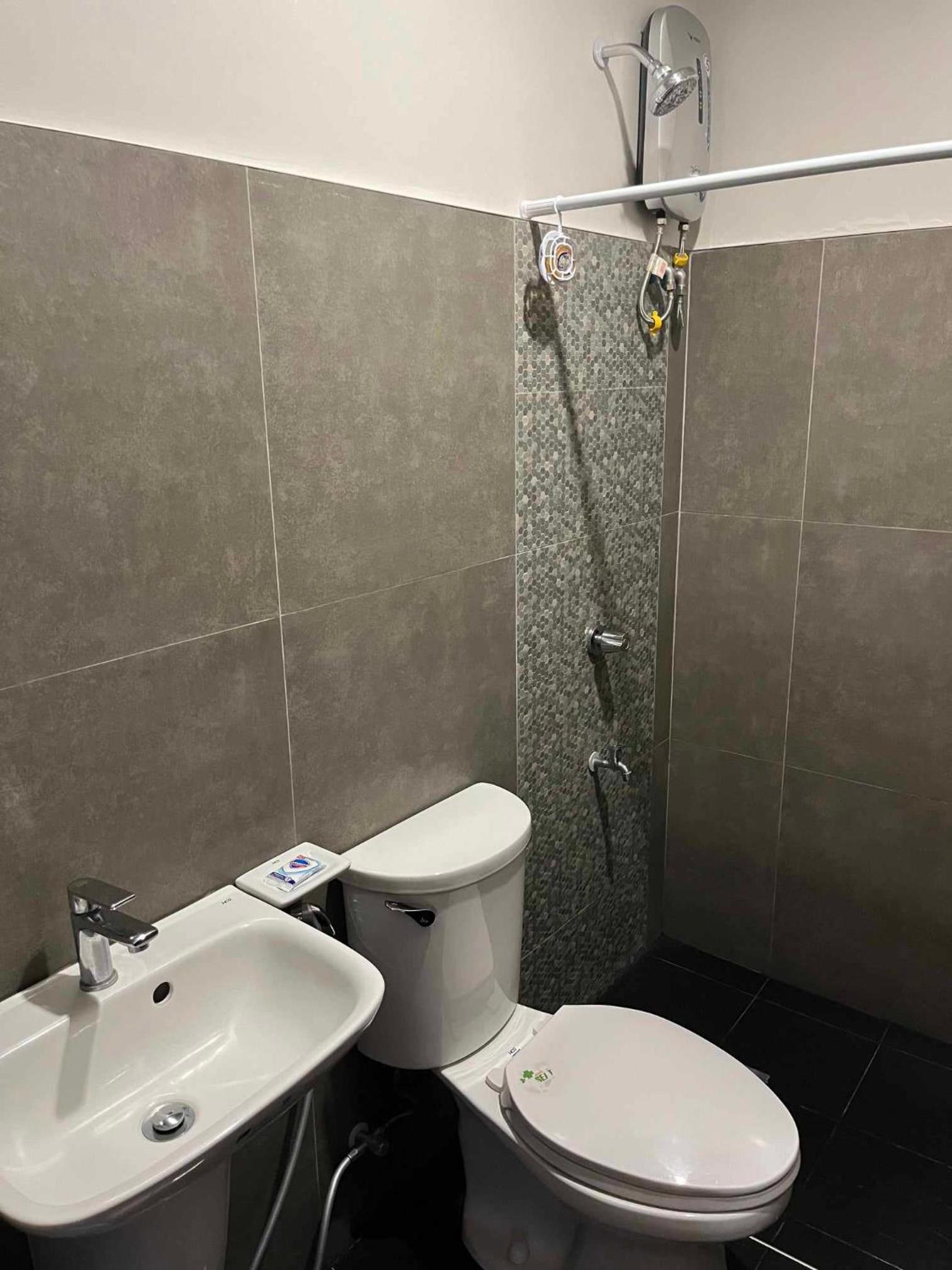 Double or Twin Room - Photo 3