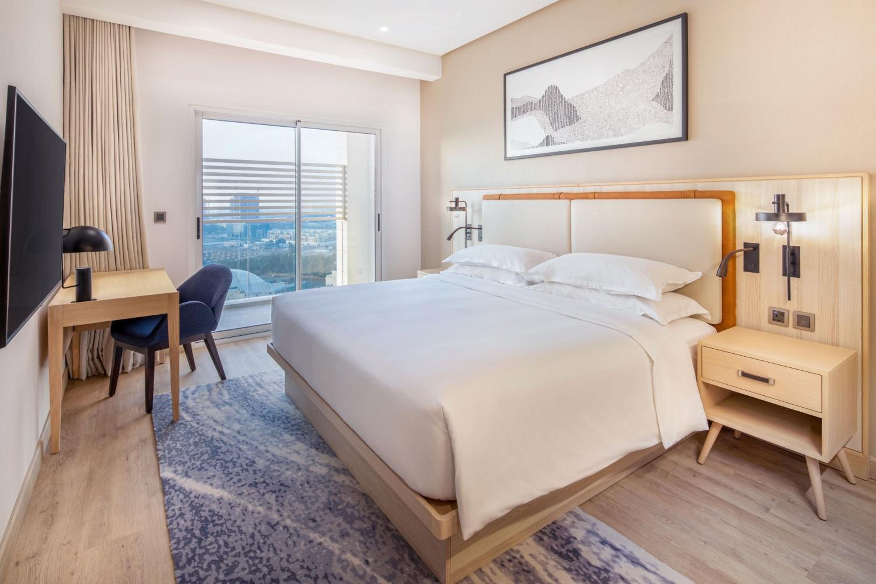 Standard King Room - Photo 2